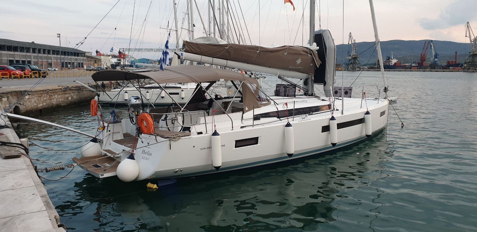 Sun Odyssey 490 - 5 + 1 cab. — photo 4