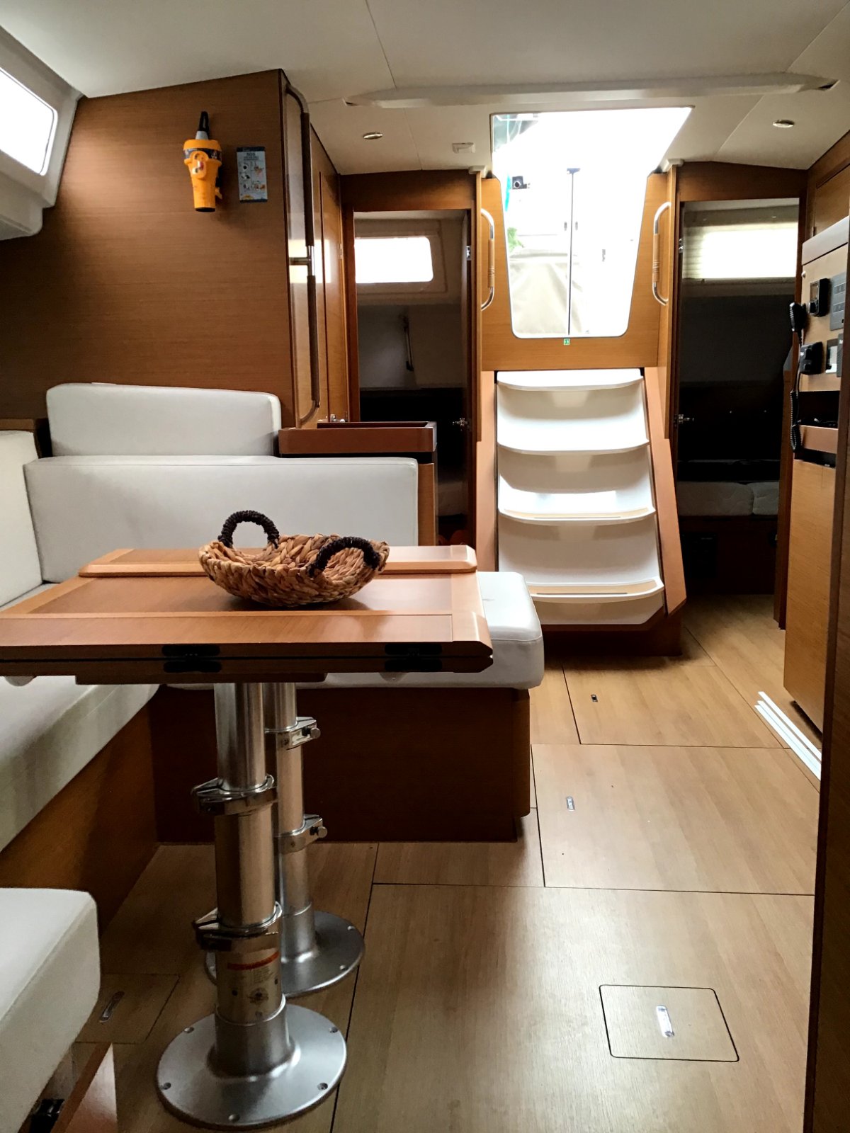 Sun Odyssey 490 - 5 + 1 cab. — photo 6