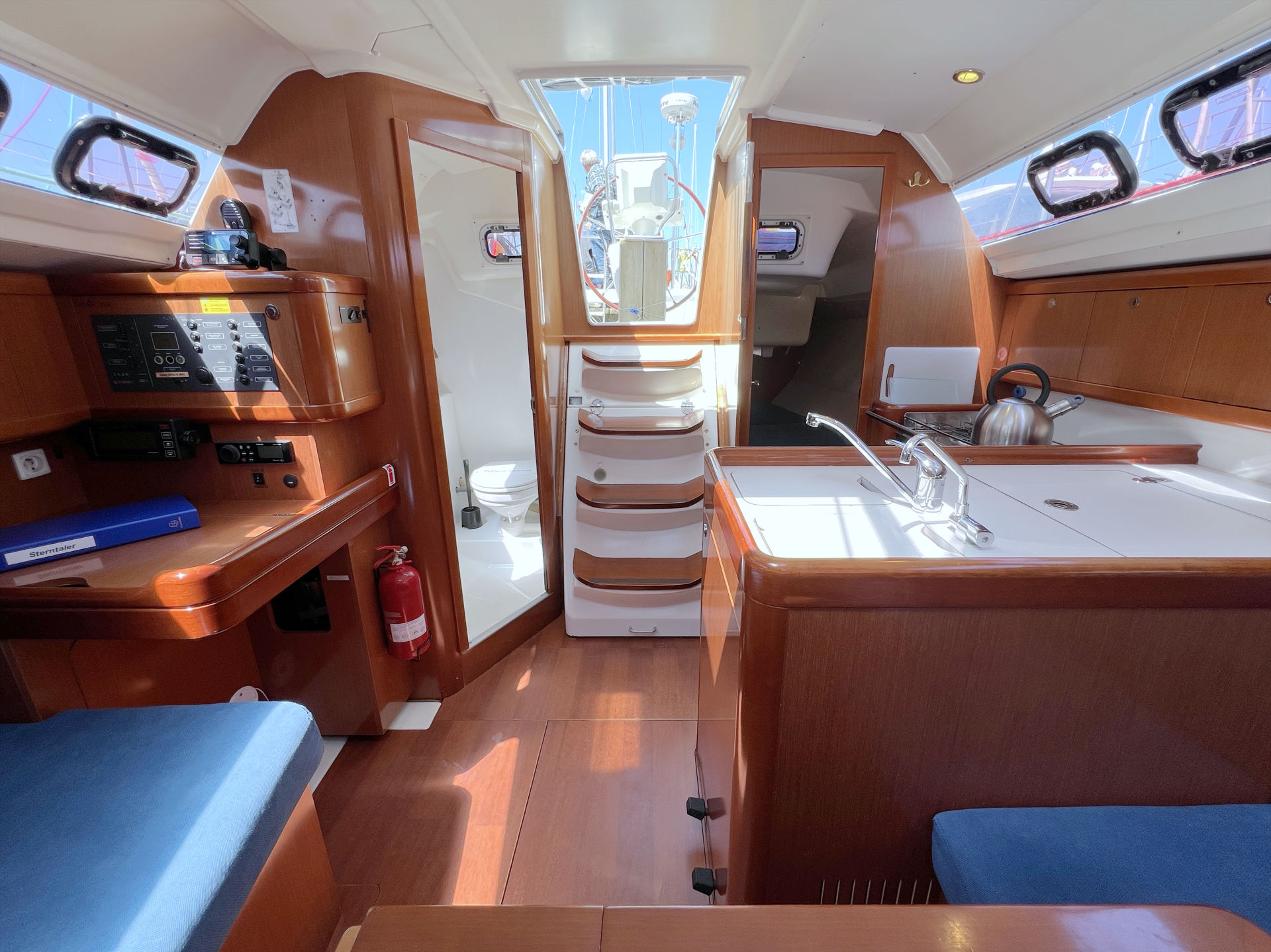 Oceanis 31 — photo 13