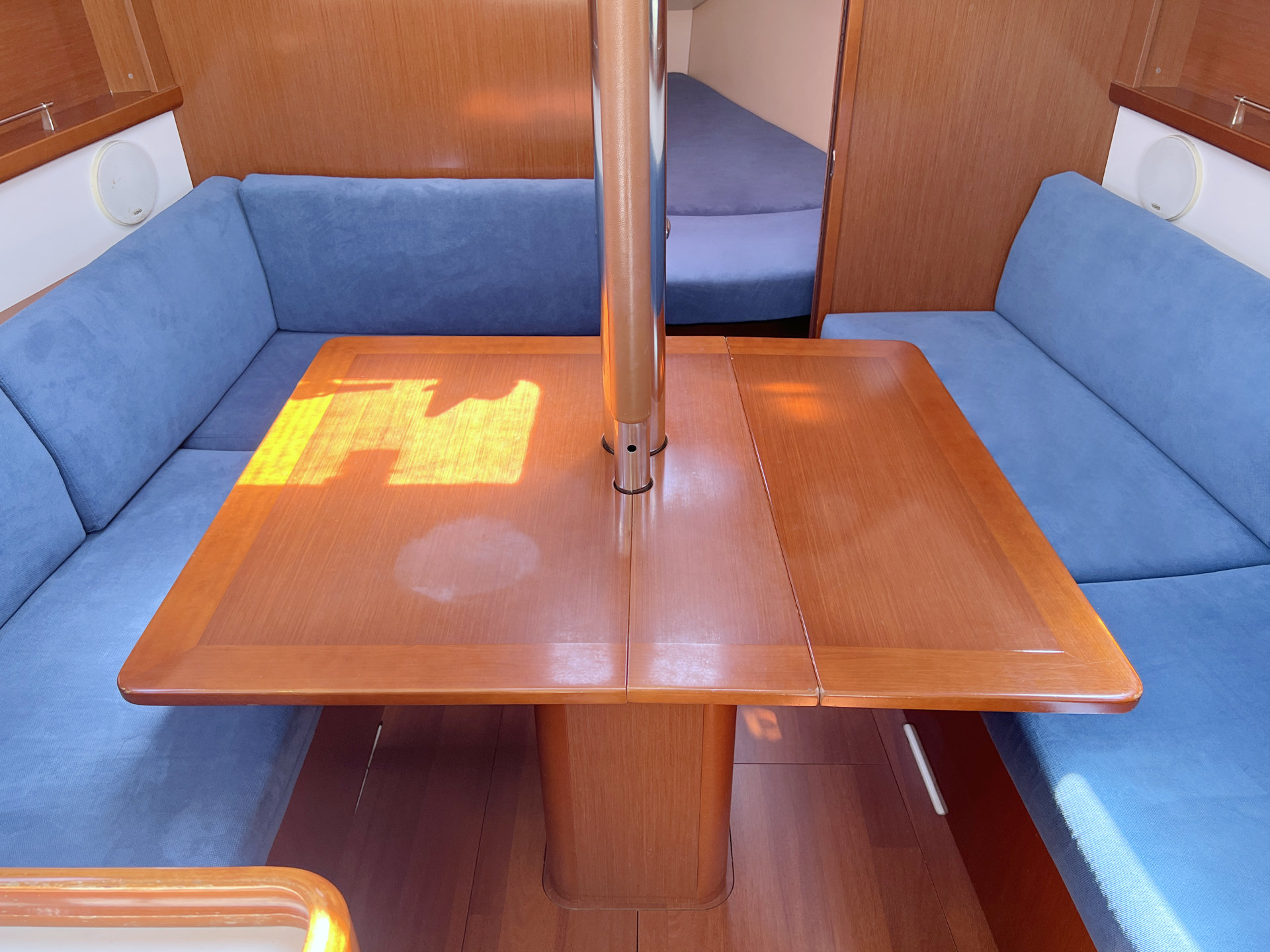 Oceanis 31 — photo 16