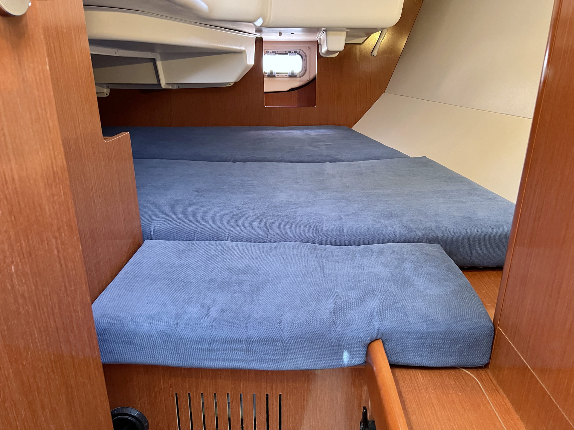Oceanis 31 — photo 18