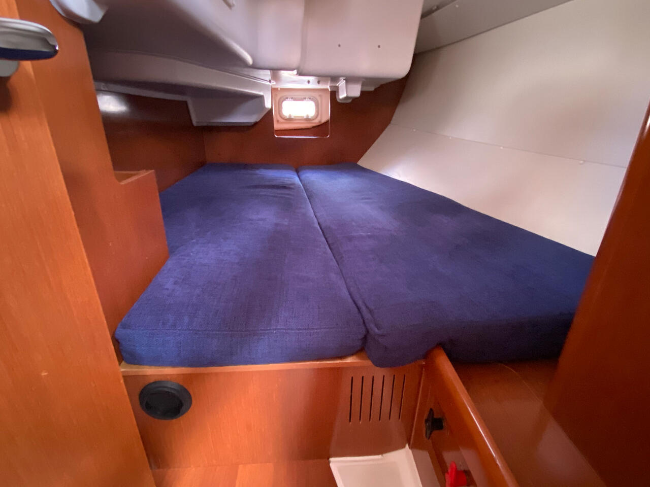 Oceanis 34 — photo 14
