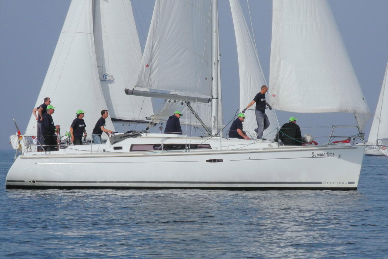 Oceanis 37 — photo 1