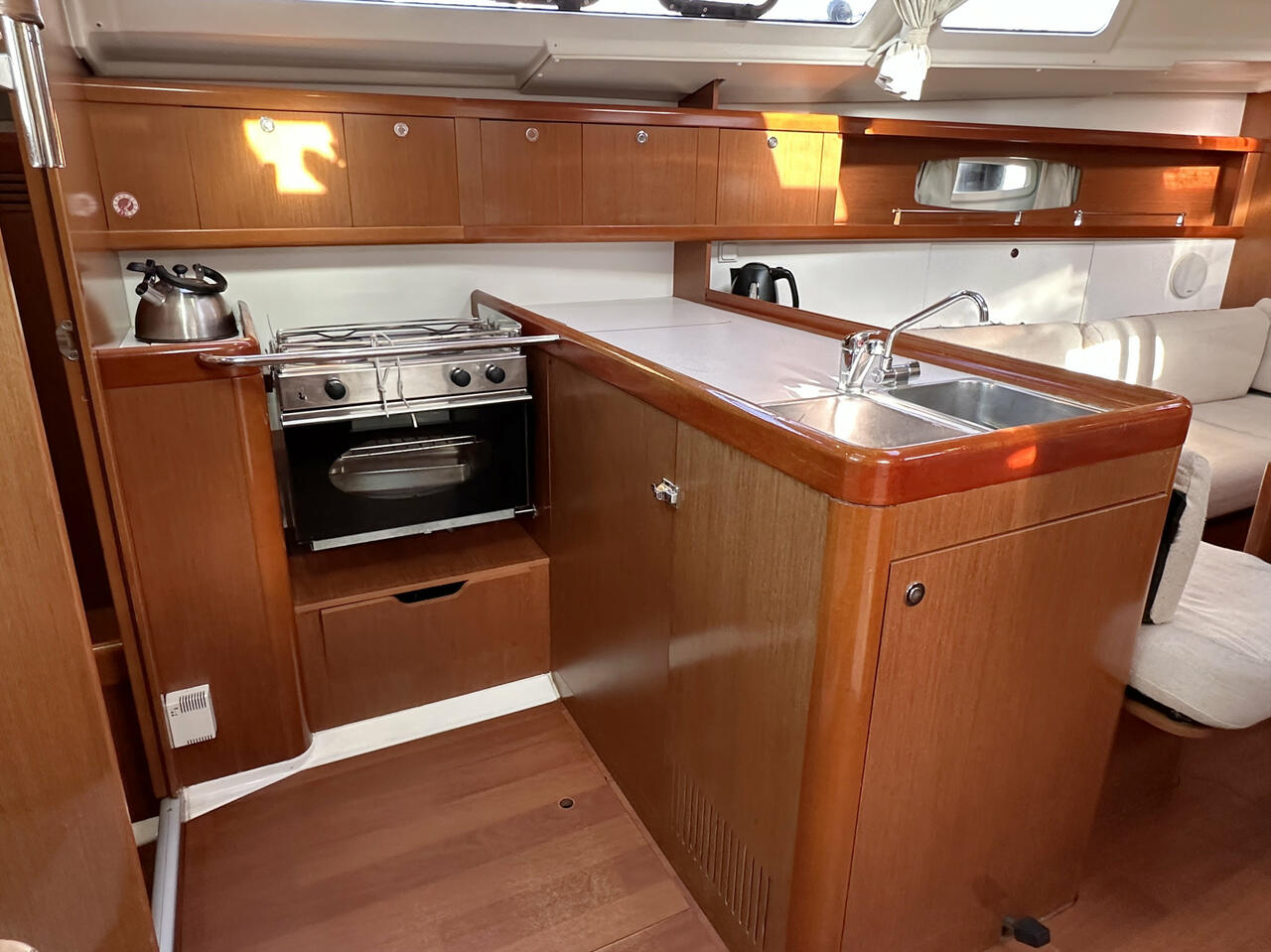 Oceanis 37 — photo 14