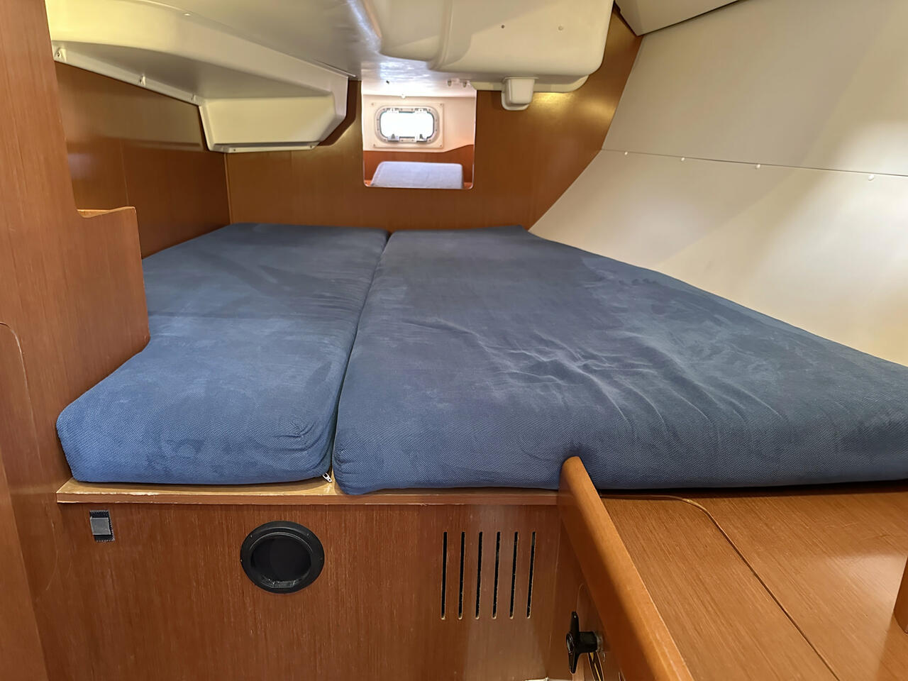 Oceanis 37 — photo 18