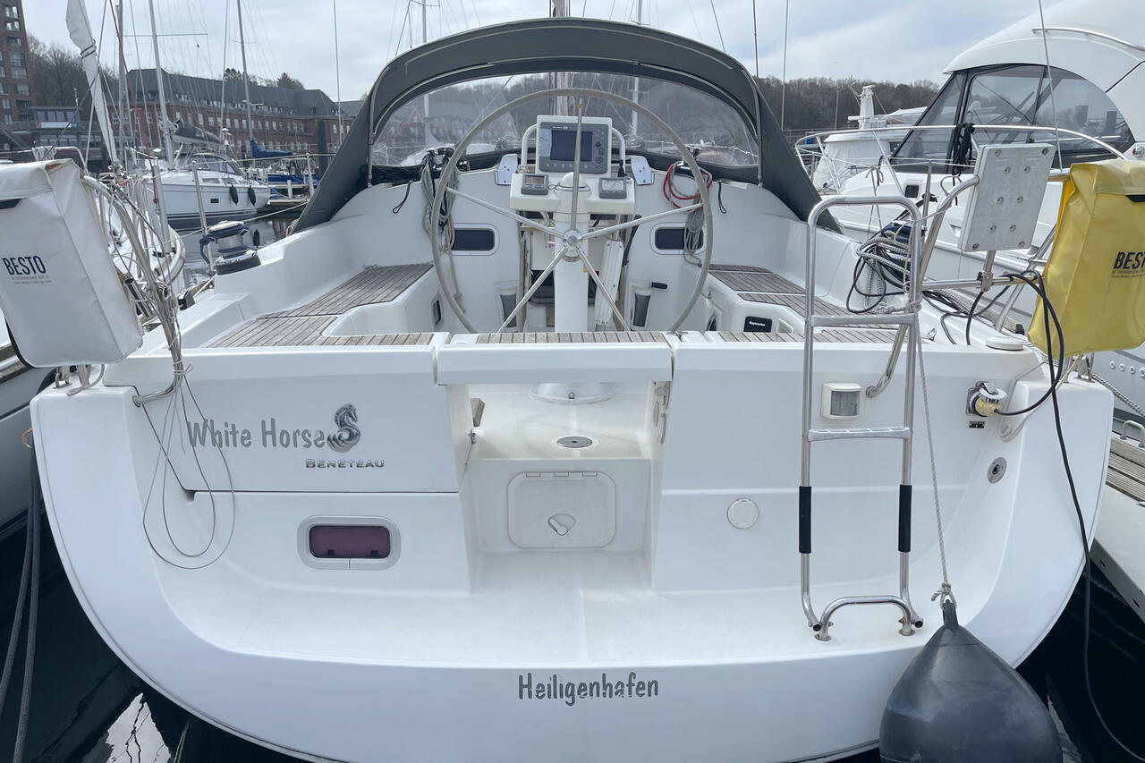 Oceanis 37 — photo 3