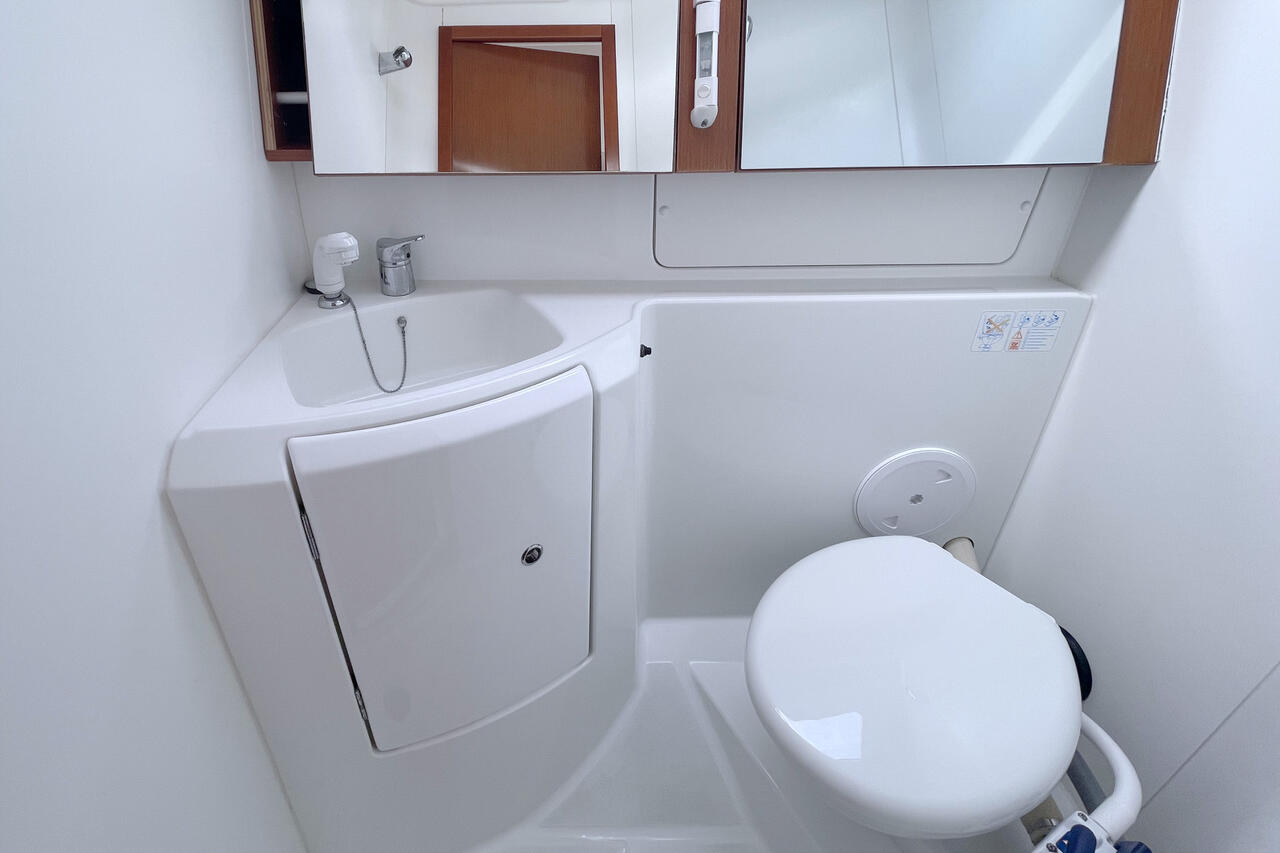 Oceanis 37 — photo 19