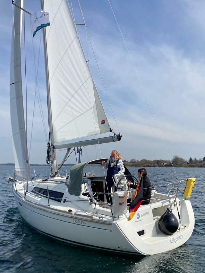 Oceanis 31 — photo 8