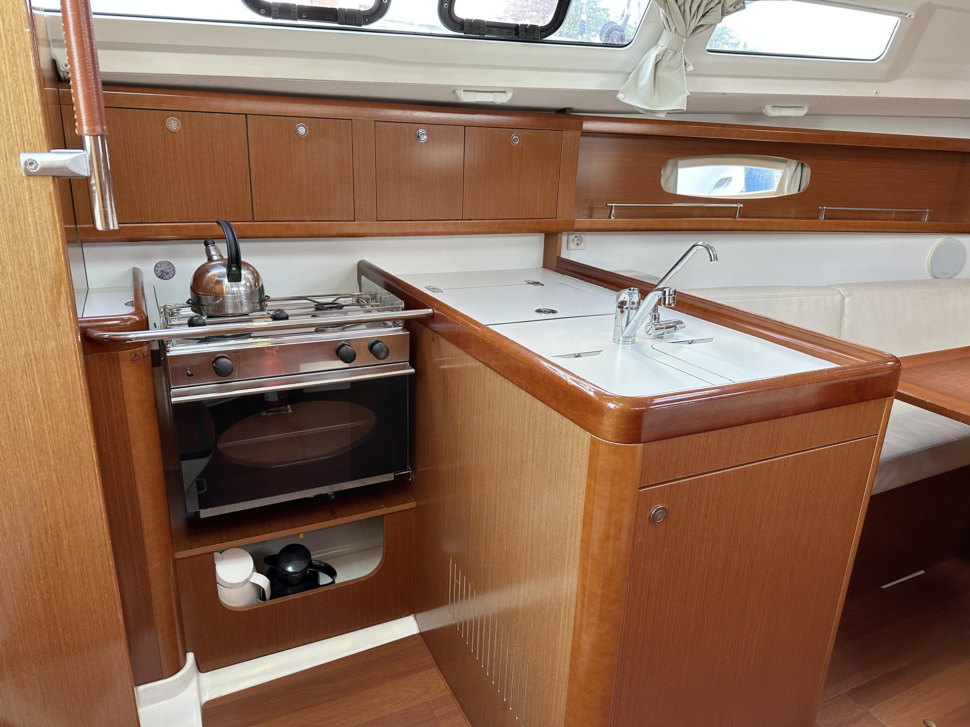 Oceanis 31 — photo 13