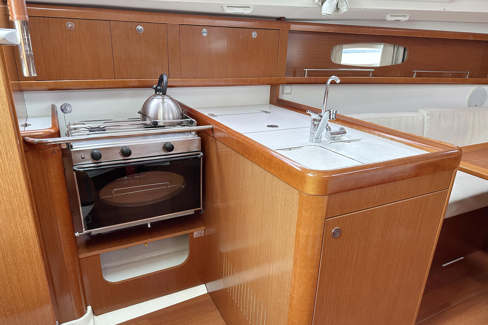 Oceanis 31 — photo 13