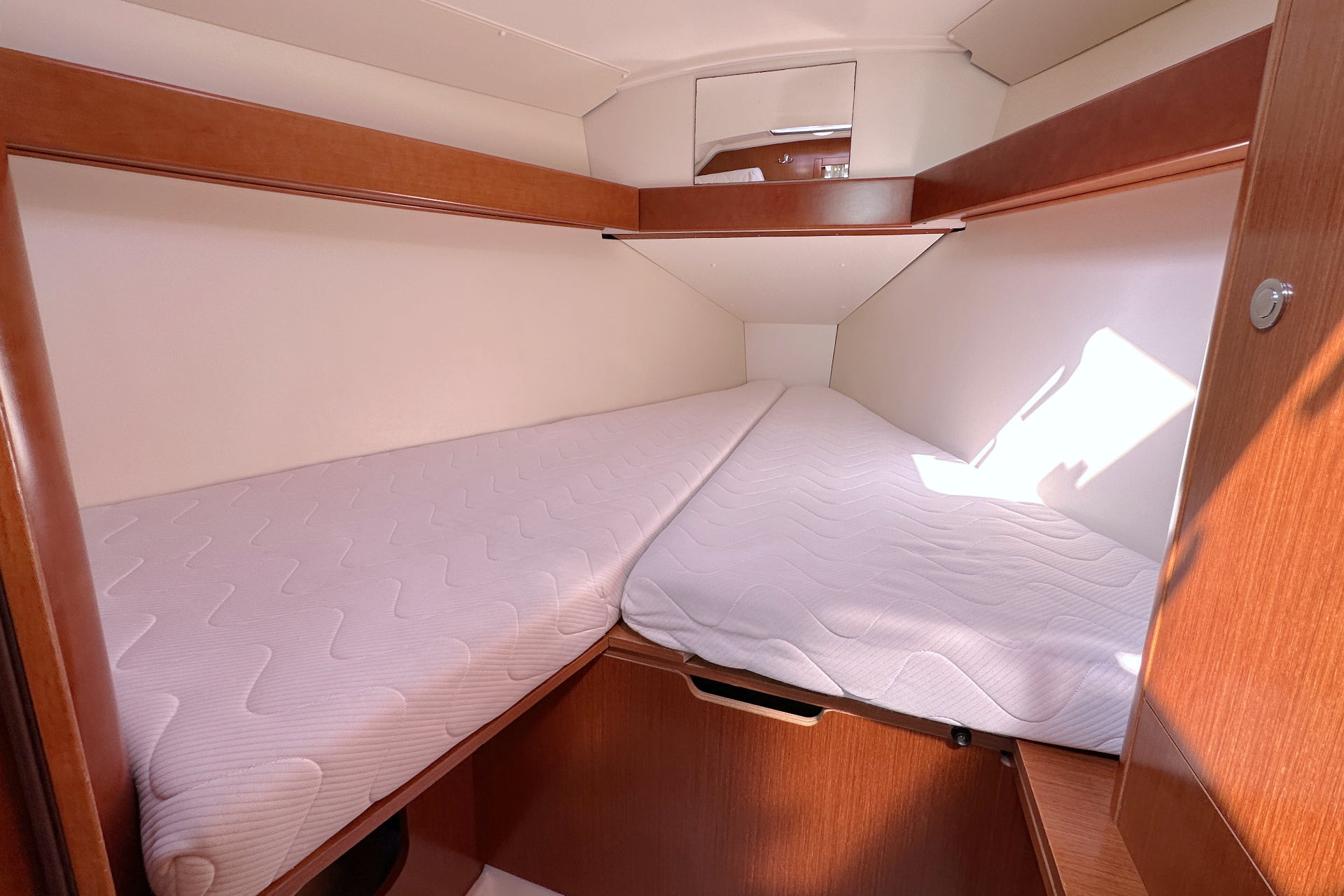 Oceanis 31 — photo 15