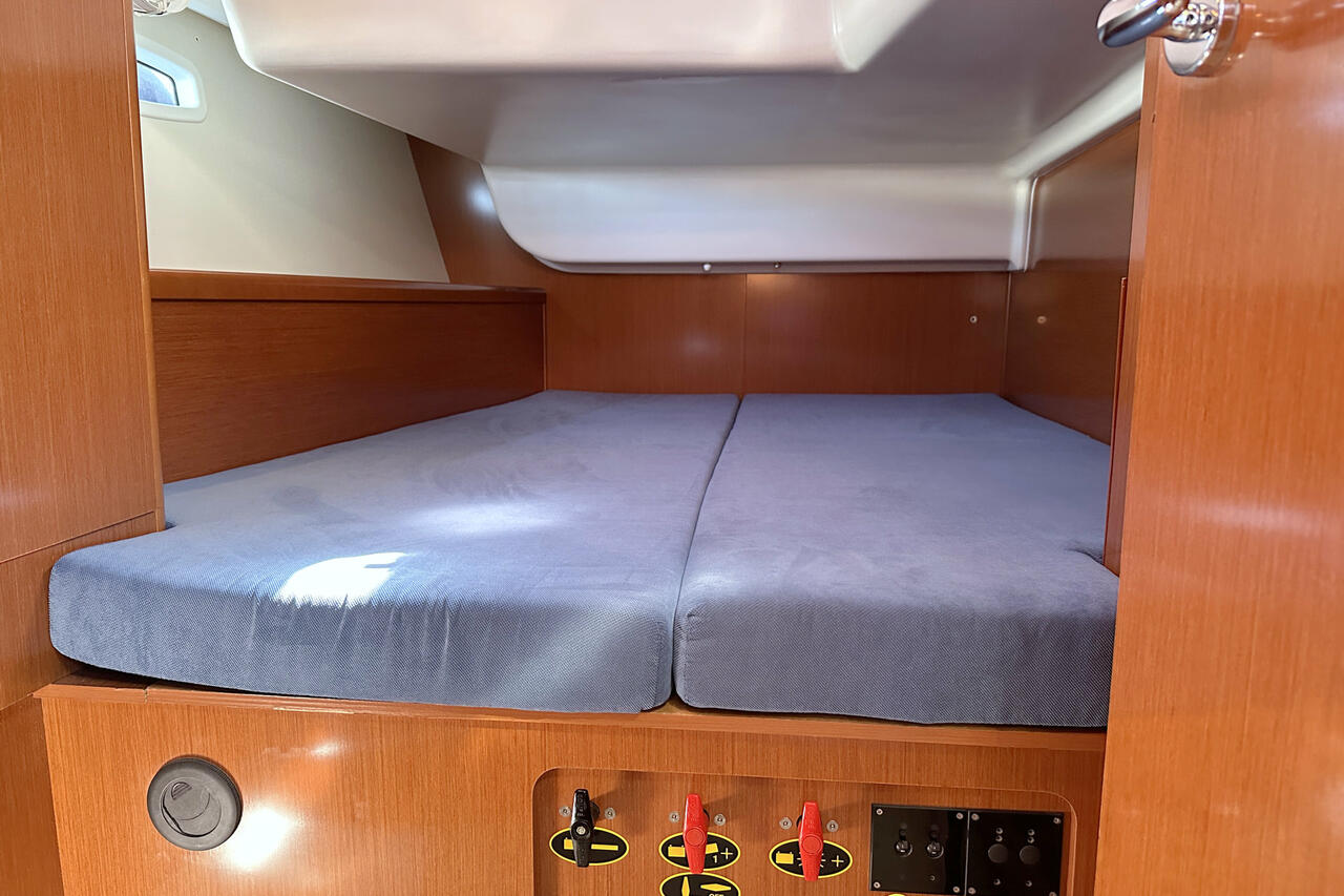 Oceanis 43 — photo 18