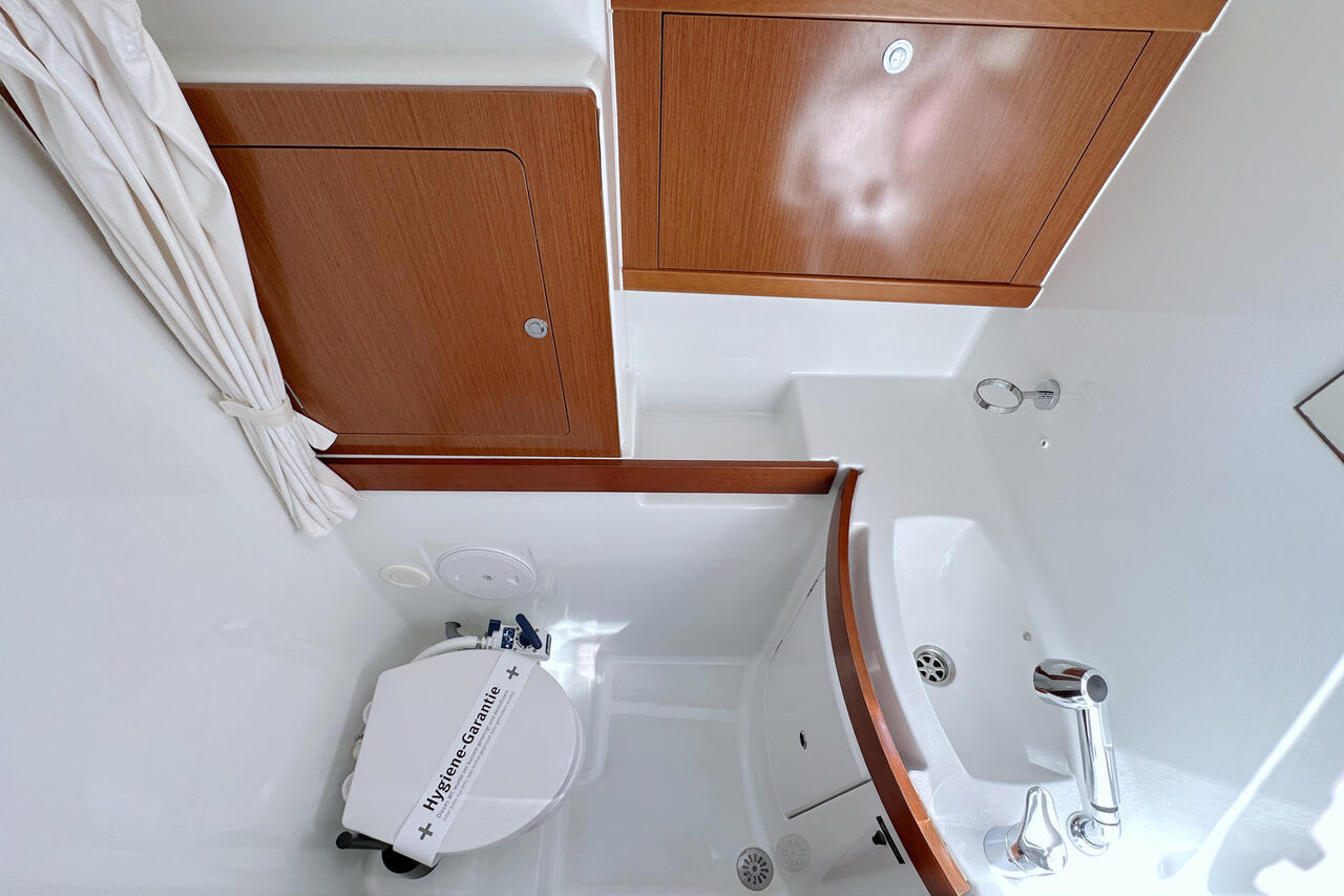 Oceanis 43 — photo 20
