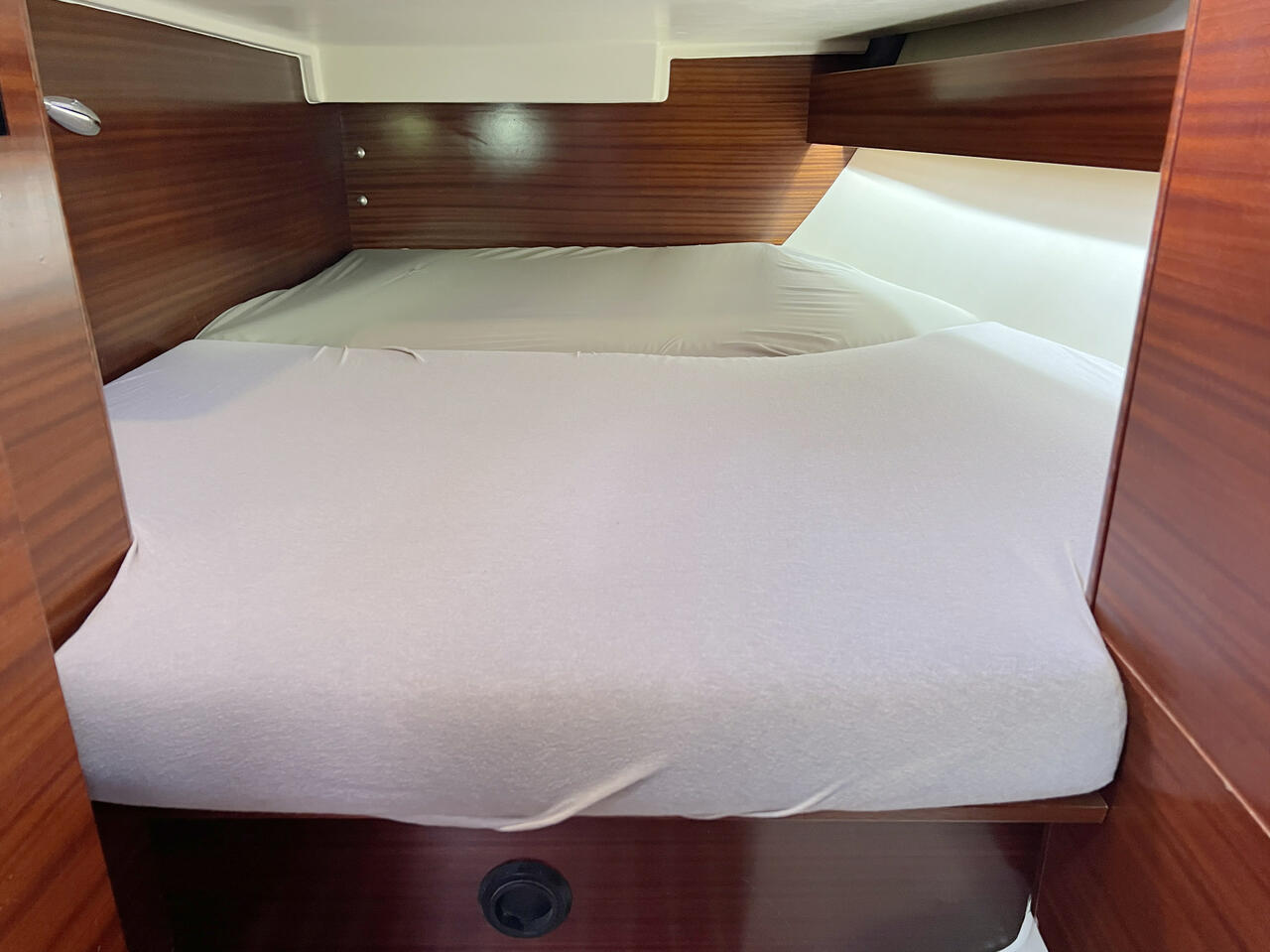 Salona 38 — photo 20