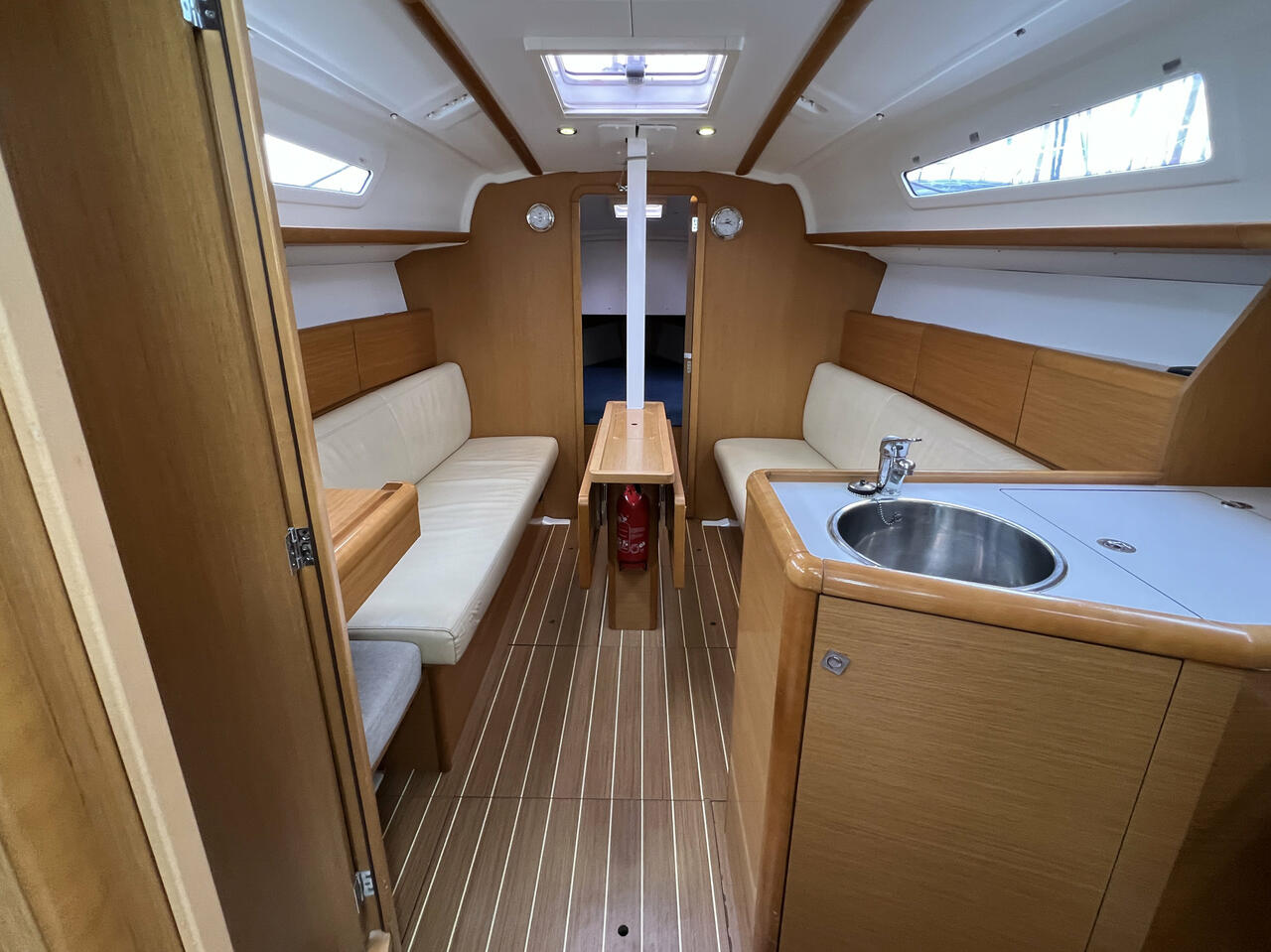 Sun Odyssey 30i — photo 12