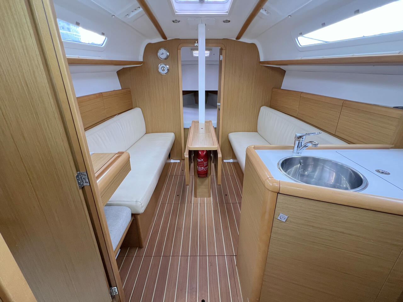 Sun Odyssey 30i — photo 8