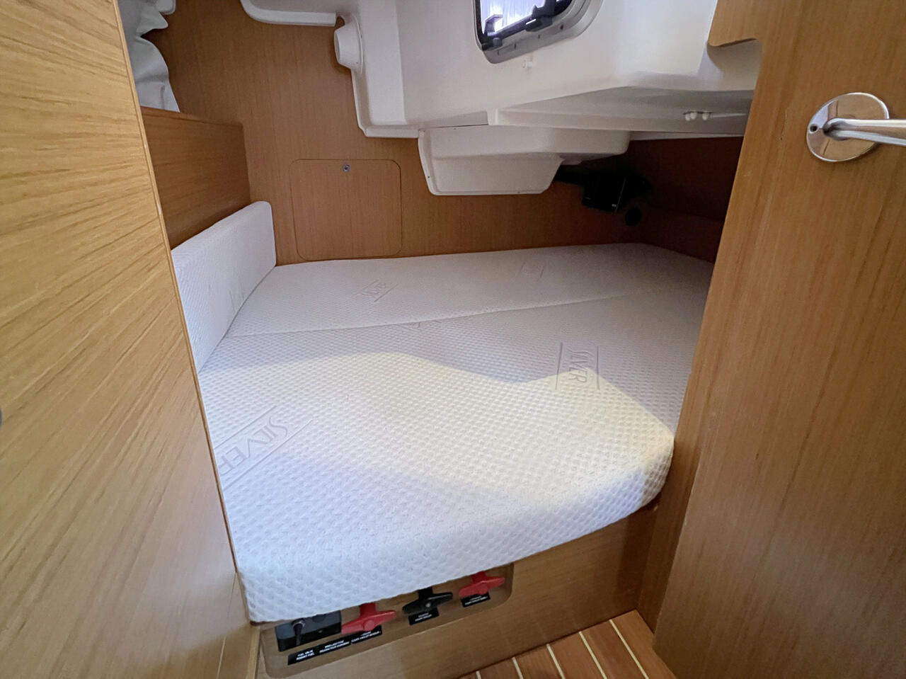 Sun Odyssey 30i — photo 14