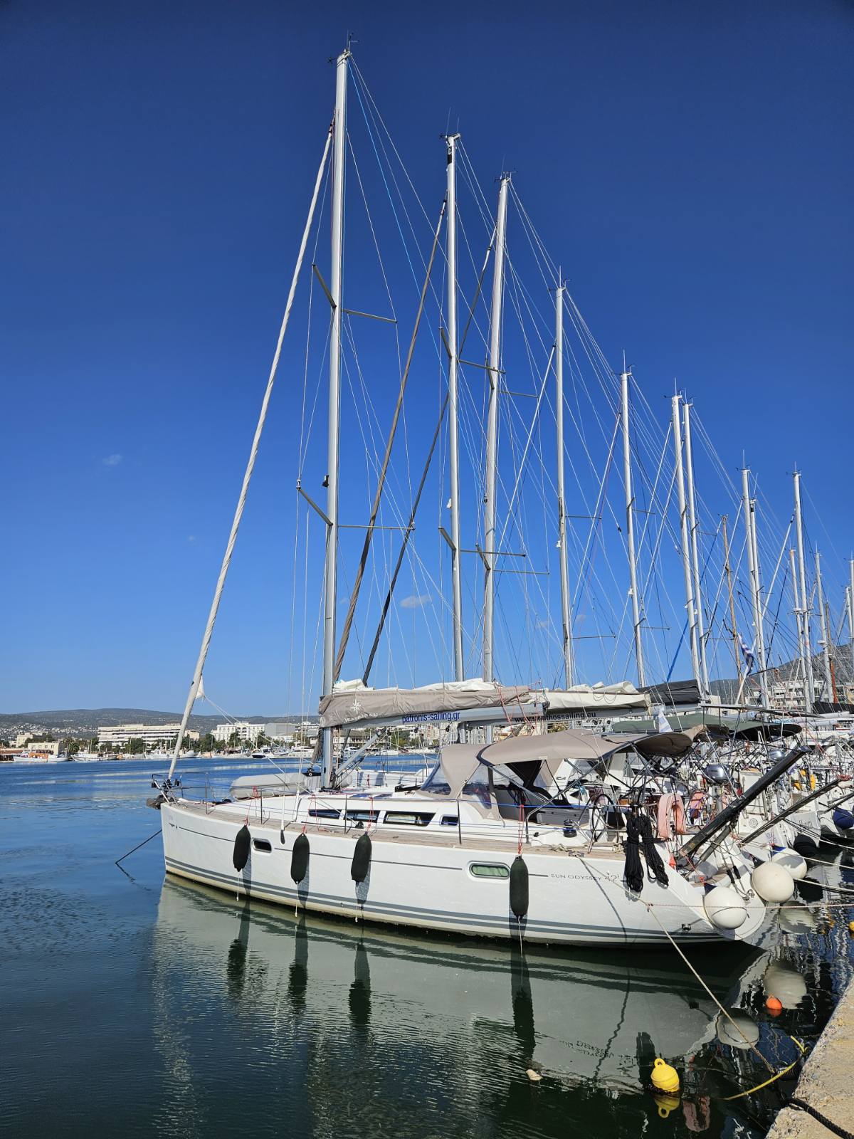 Sun Odyssey 42i — photo 3