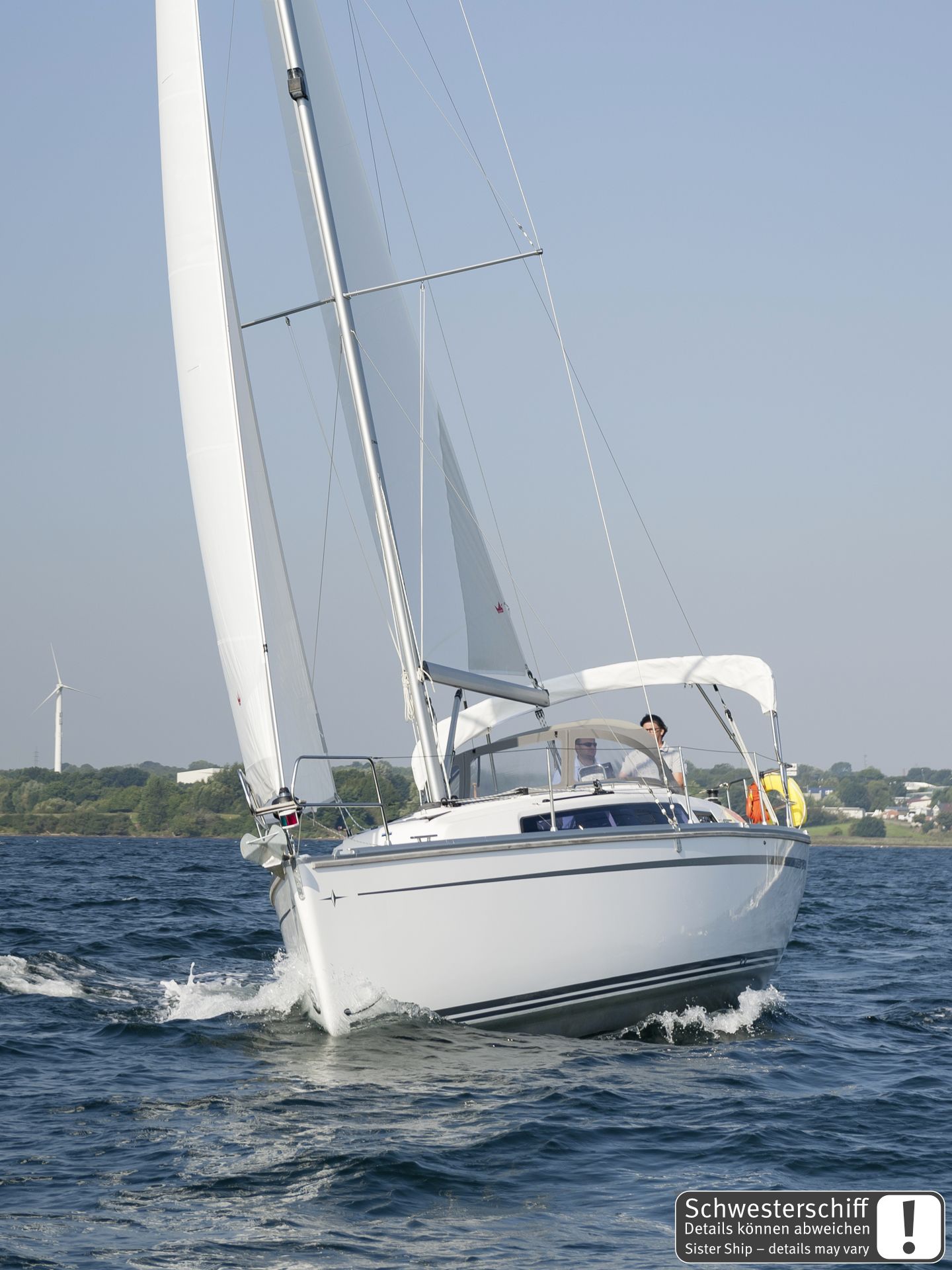 Bavaria Cruiser 33 — photo 11