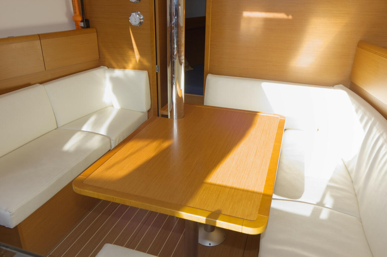 Sun Odyssey 379 — photo 13