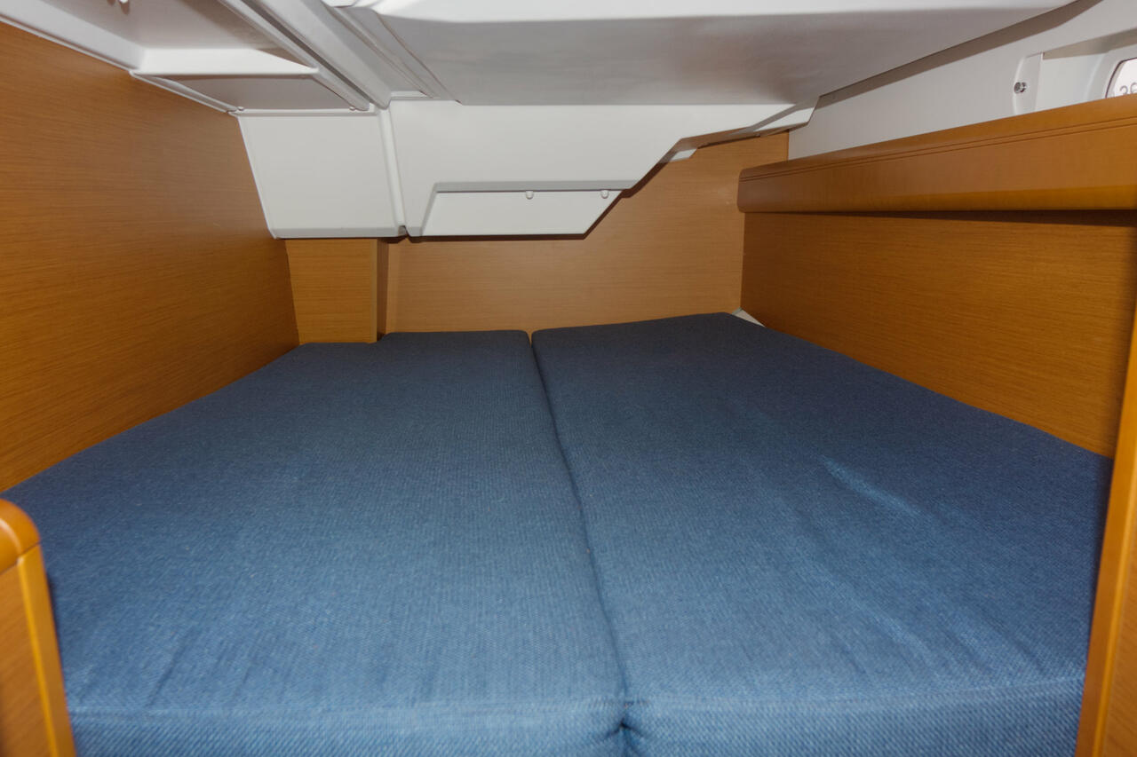 Sun Odyssey 379 — photo 15
