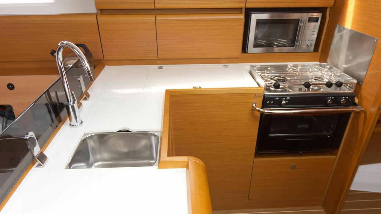 Sun Odyssey 409 — photo 11