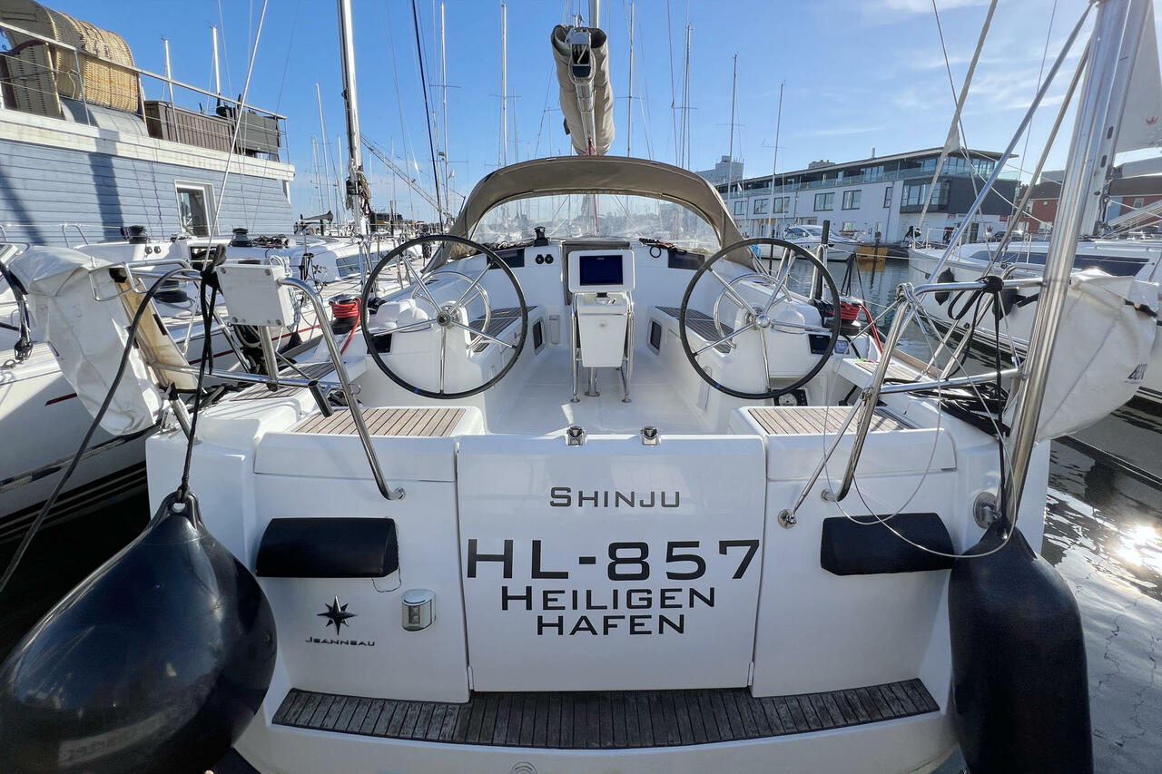 Sun Odyssey 409 — photo 4