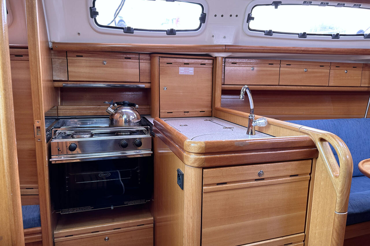 Bavaria 31 Cruiser — photo 16