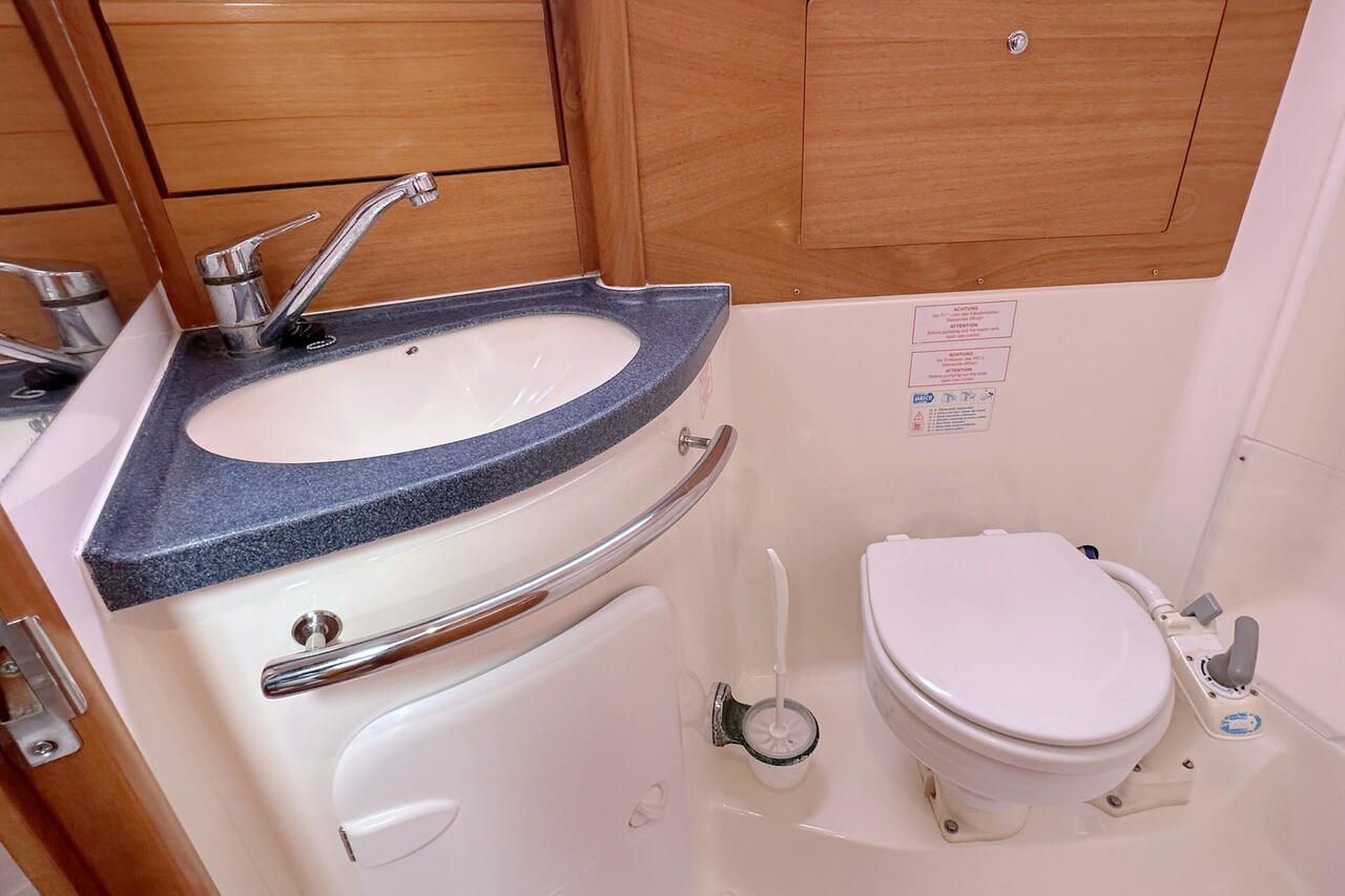 Bavaria 31 Cruiser — photo 22