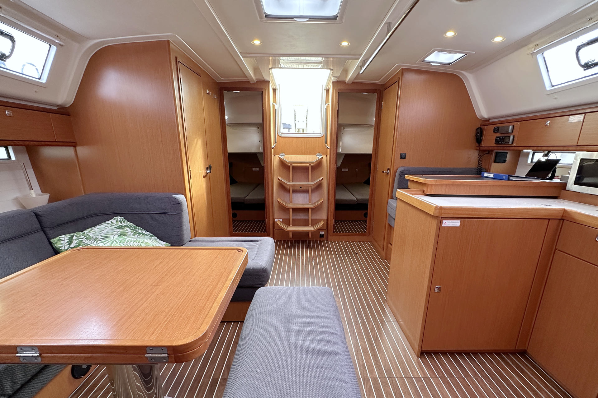 Bavaria Cruiser 51 — photo 14