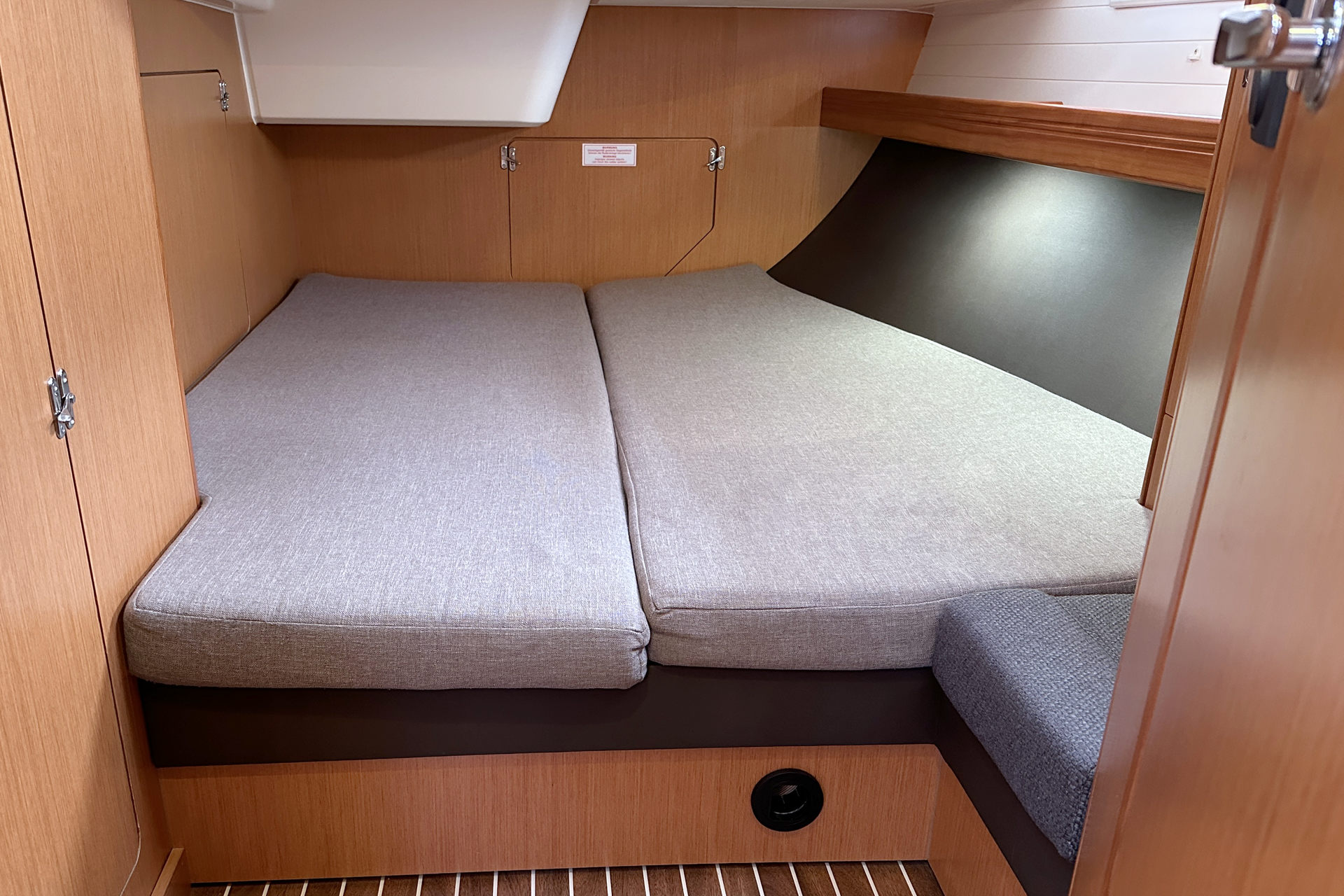 Bavaria Cruiser 51 — photo 21