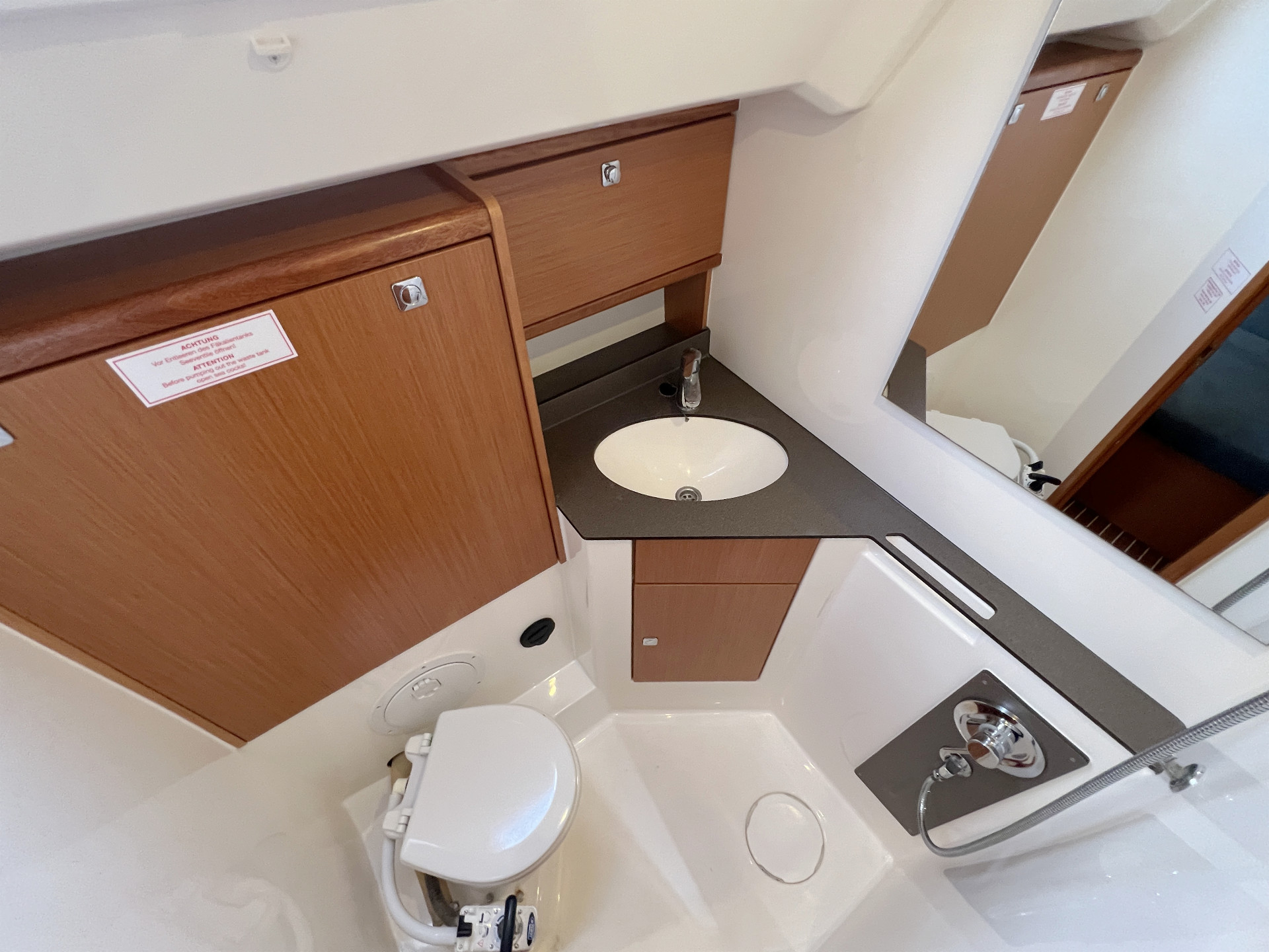 Bavaria Cruiser 46 - 4 cab. — photo 21
