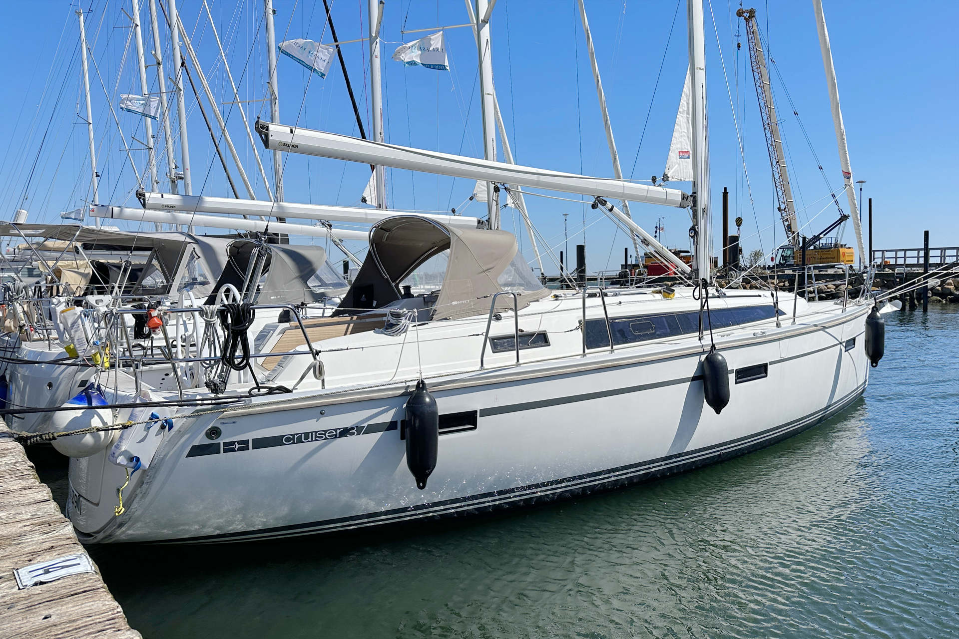 Bavaria Cruiser 37 - 3 cab. — photo 3