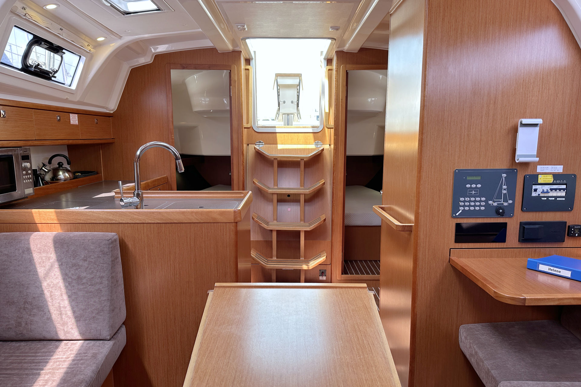 Bavaria Cruiser 37 - 3 cab. — photo 12
