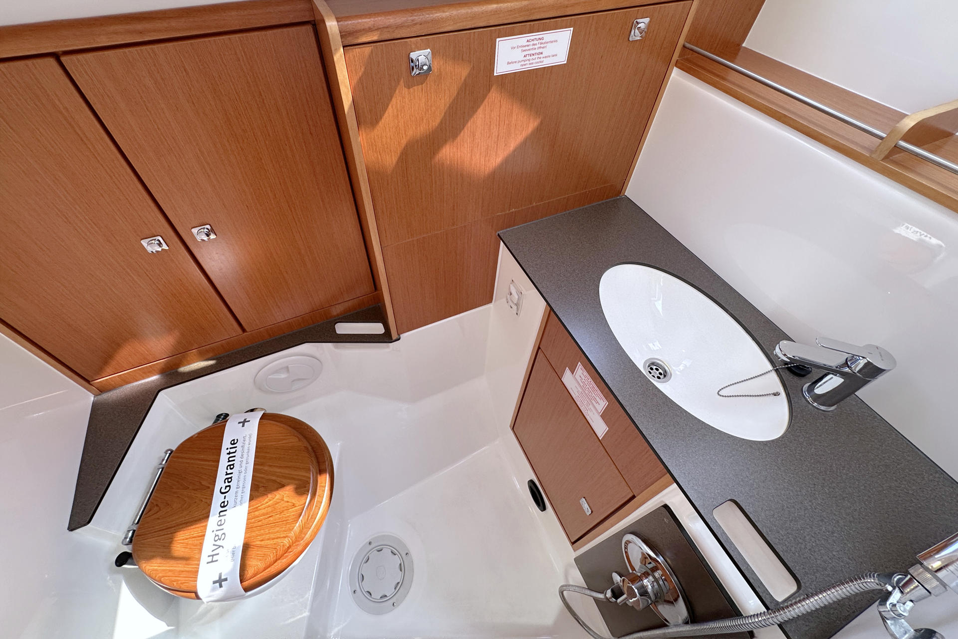 Bavaria Cruiser 37 - 3 cab. — photo 22