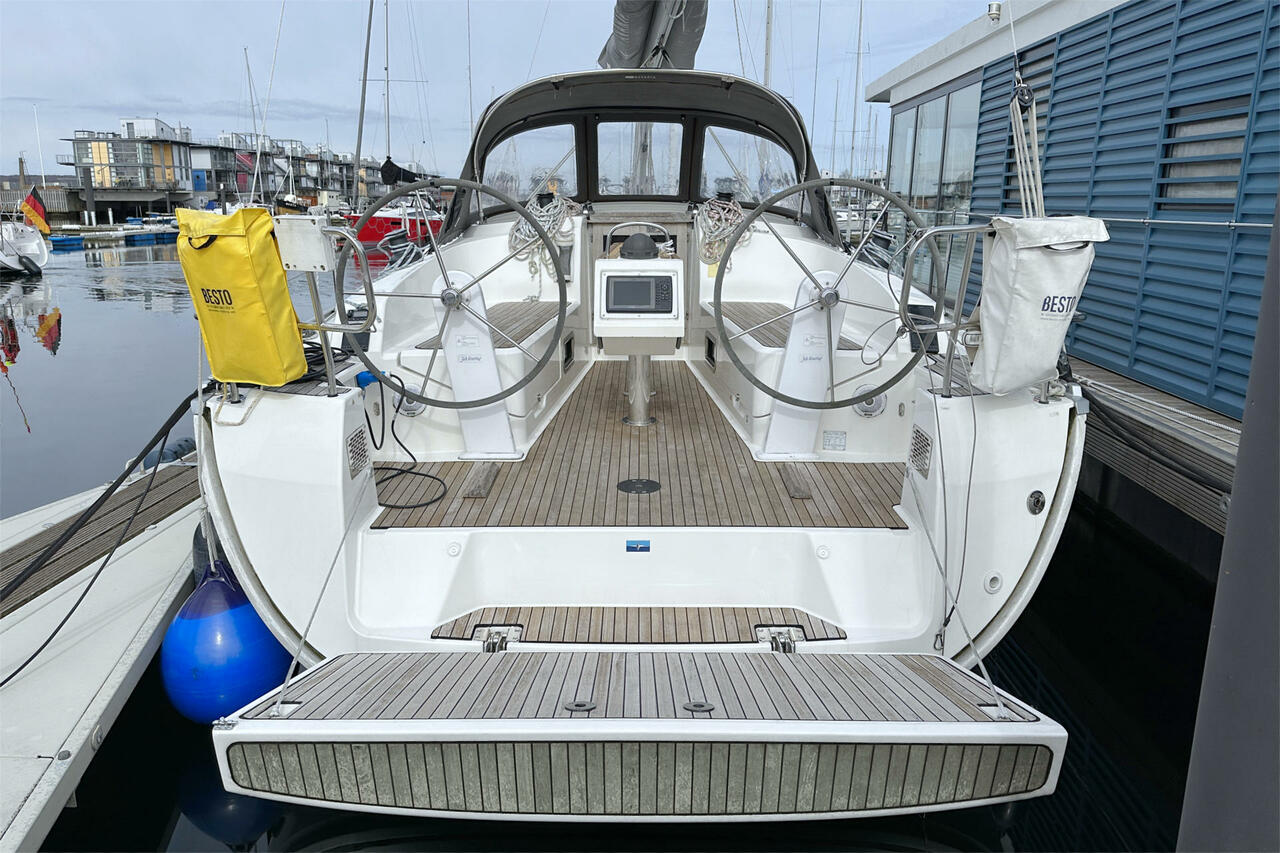Bavaria Cruiser 37 - 3 cab. — photo 3