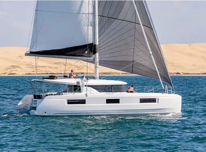 Lagoon 46 - 4 + 1 cab. — photo 1
