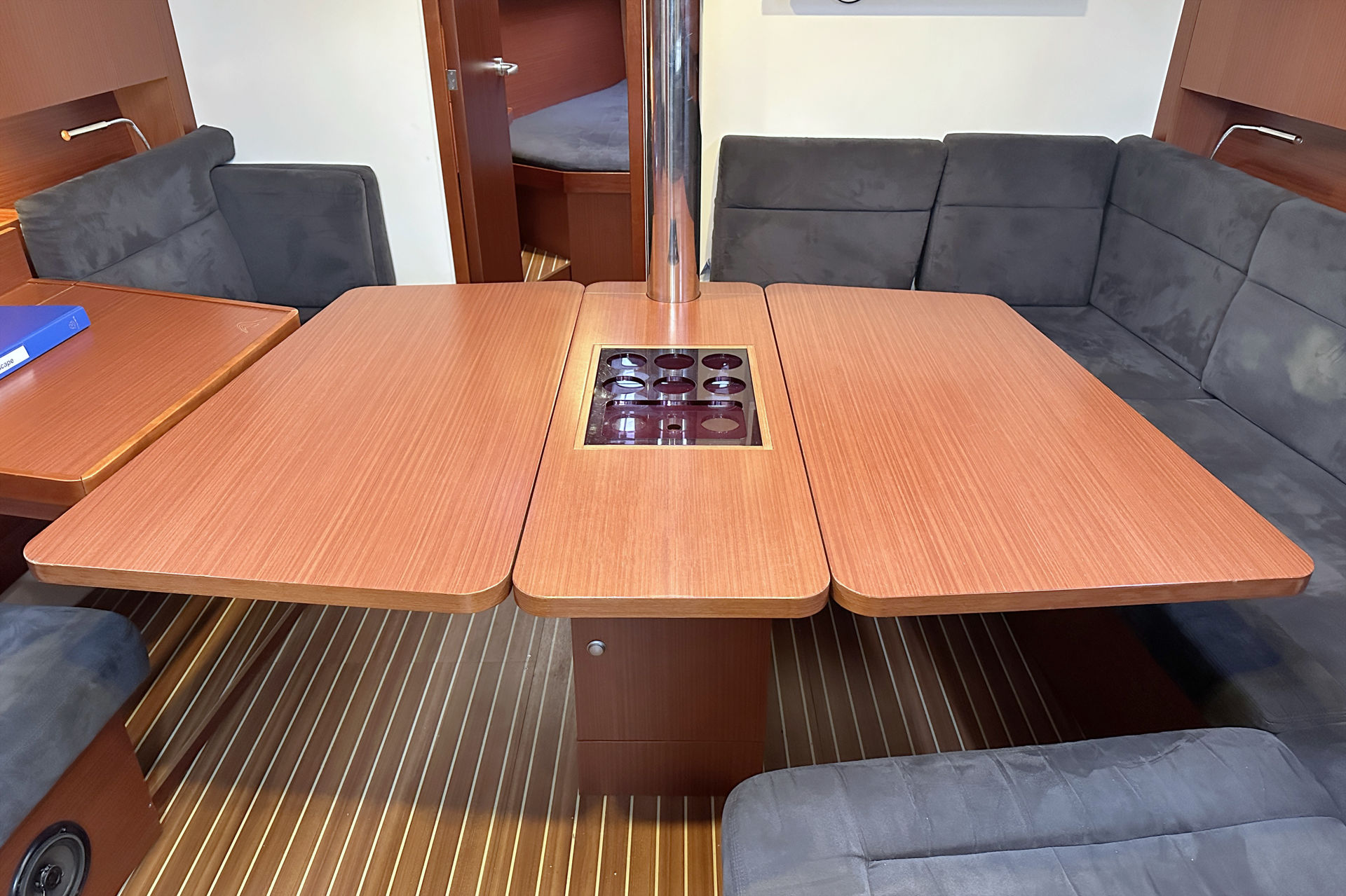 Hanse 415 — photo 16