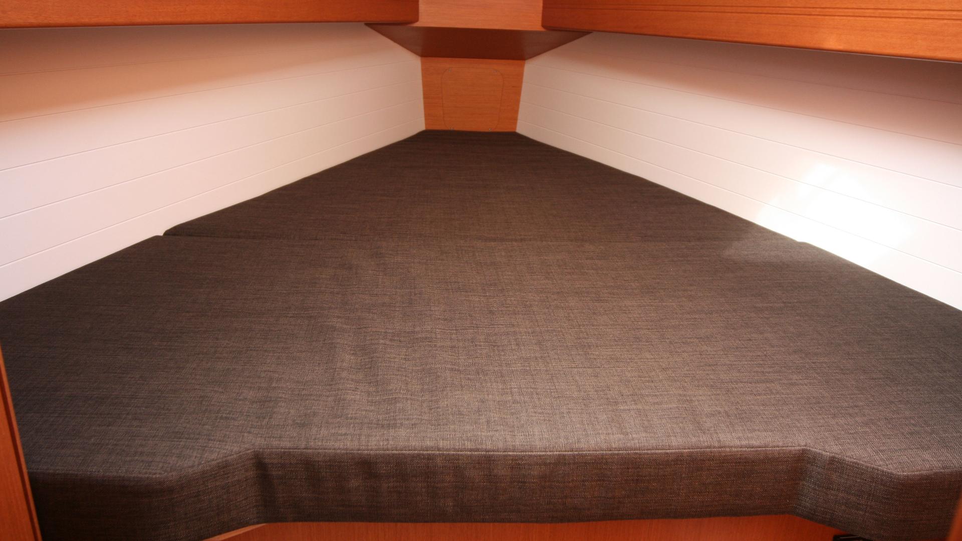 Bavaria Cruiser 34 — photo 16