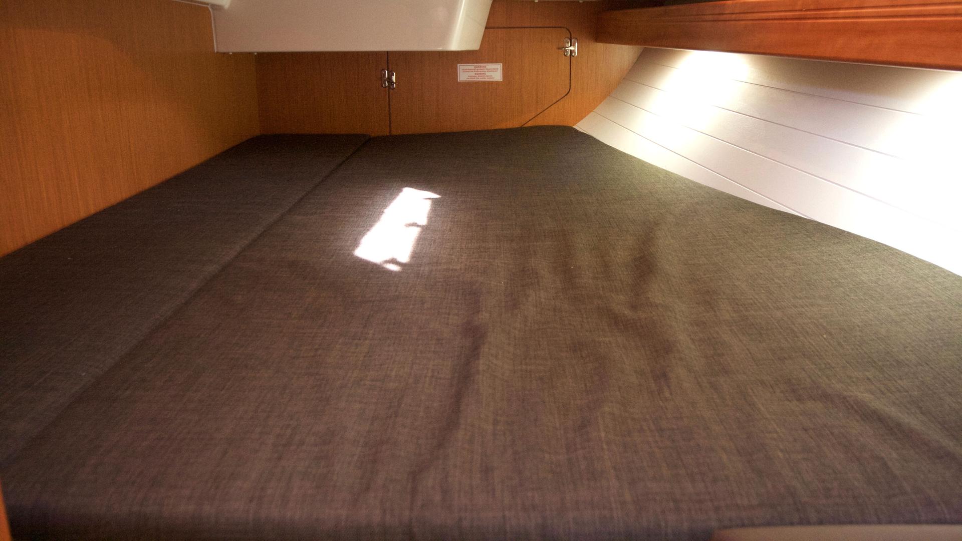 Bavaria Cruiser 34 — photo 18