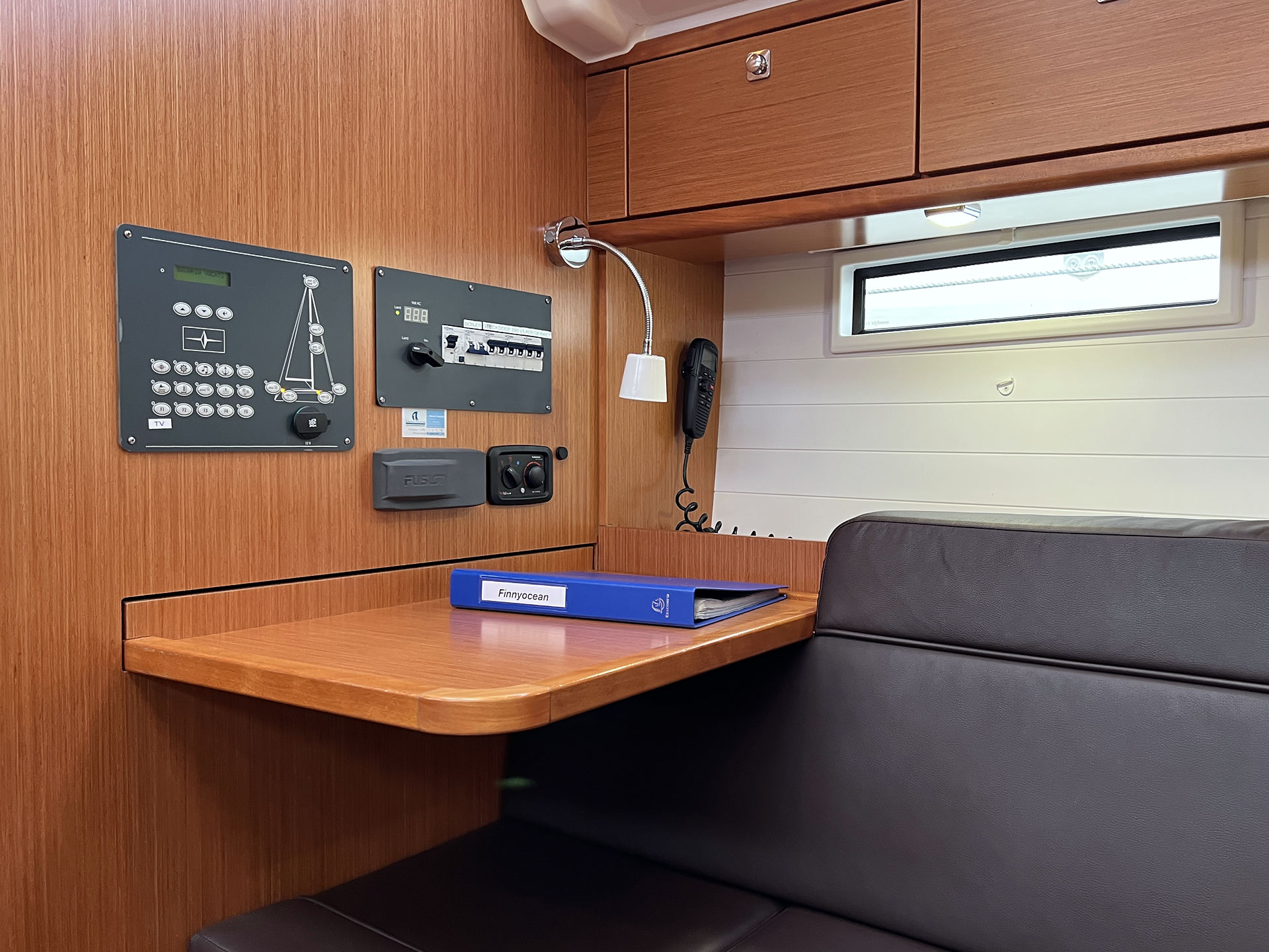 Bavaria Cruiser 37 - 3 cab. — photo 13