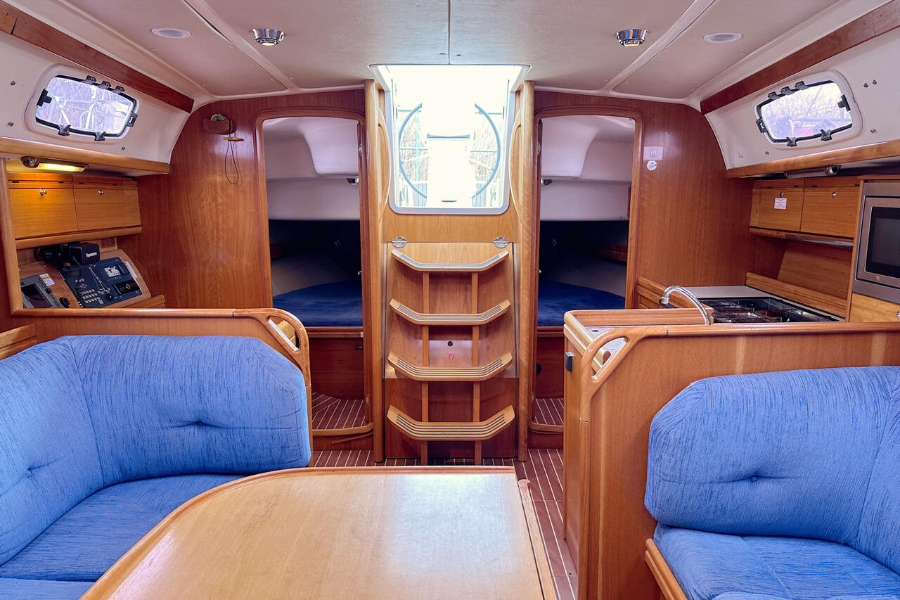 Bavaria 38 Cruiser — photo 14