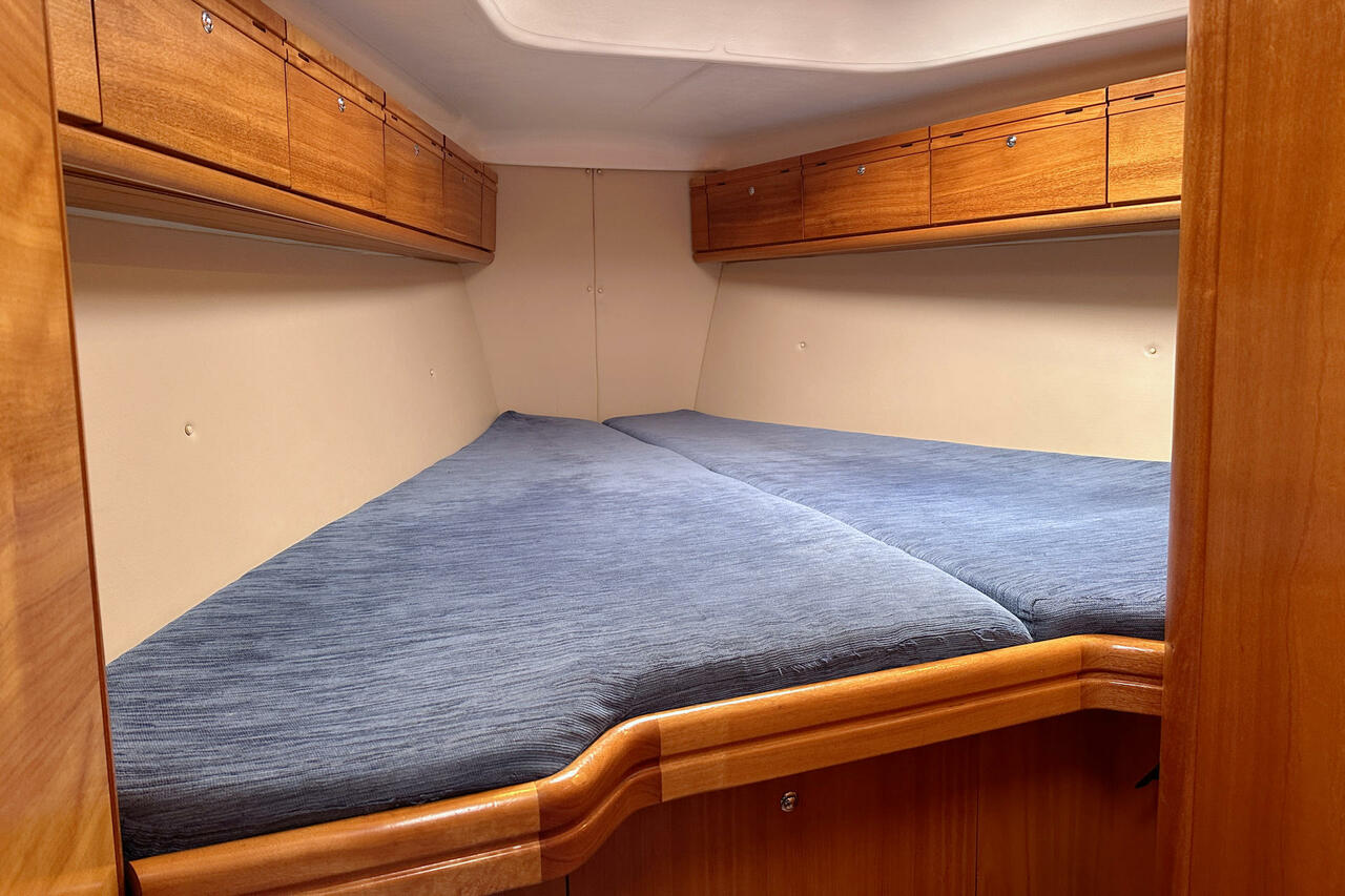 Bavaria 38 Cruiser — photo 17