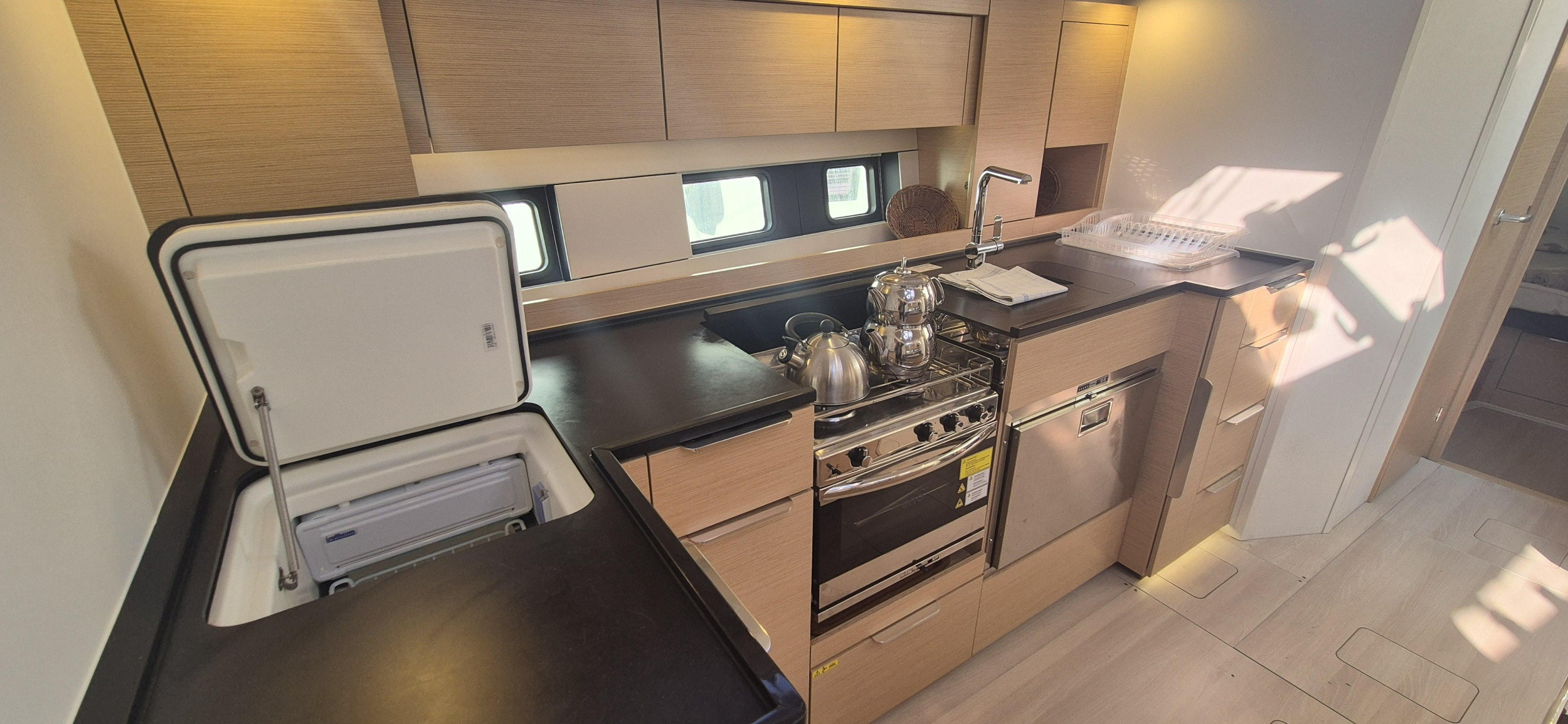 Hanse 510 - 5 + 1 cab. — photo 6