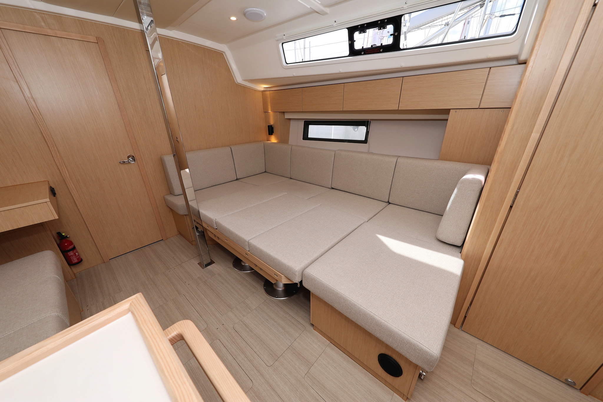 Bavaria C42 — photo 45