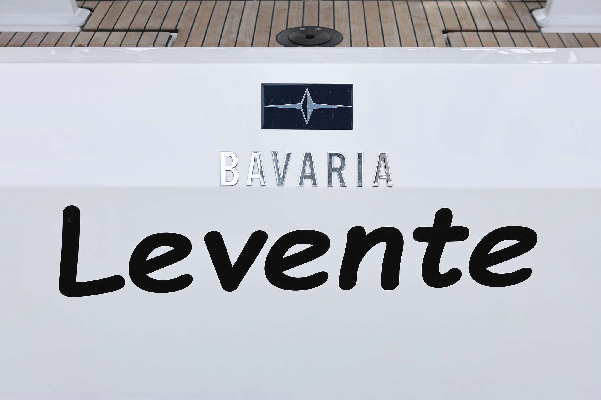 Bavaria C42 — photo 49