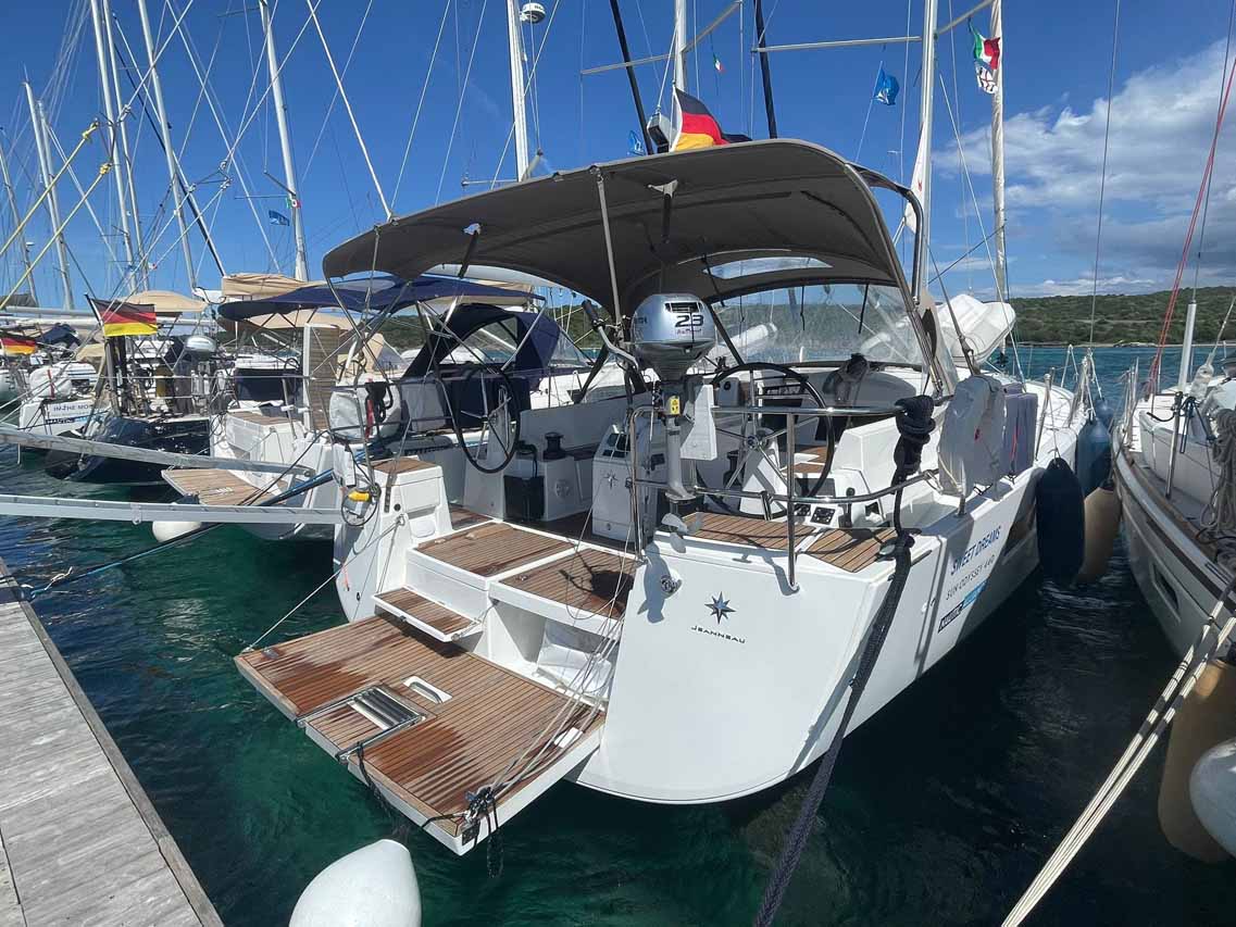 Sun Odyssey 440 - 4 cab. — photo 3