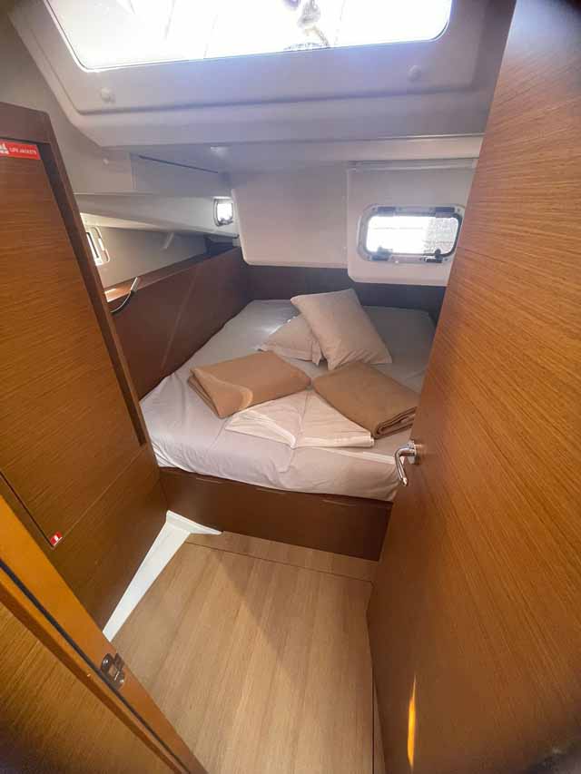 Sun Odyssey 440 - 4 cab. — photo 8