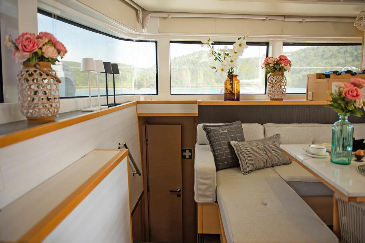 Lagoon 52 - 6 cab. — photo 12