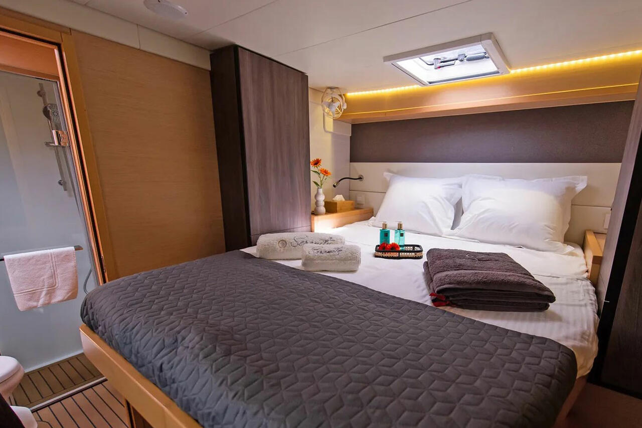 Lagoon 52 - 6 cab. — photo 14